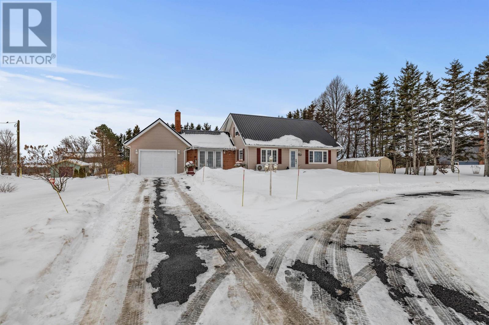 467 Route 2, Souris West, Prince Edward Island  C0A 2B0 - Photo 1 - 202602700