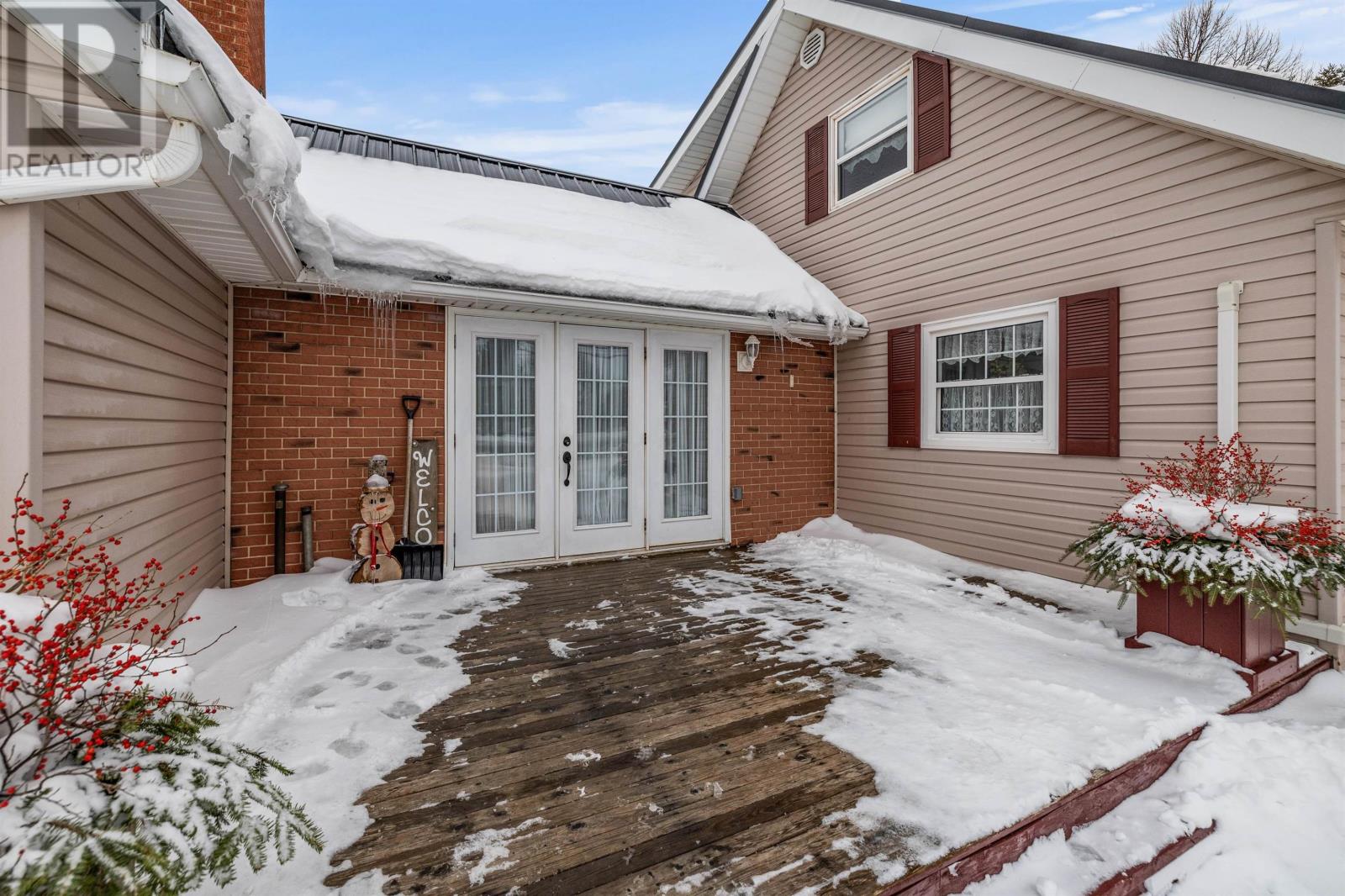 467 Route 2, Souris West, Prince Edward Island  C0A 2B0 - Photo 3 - 202602700