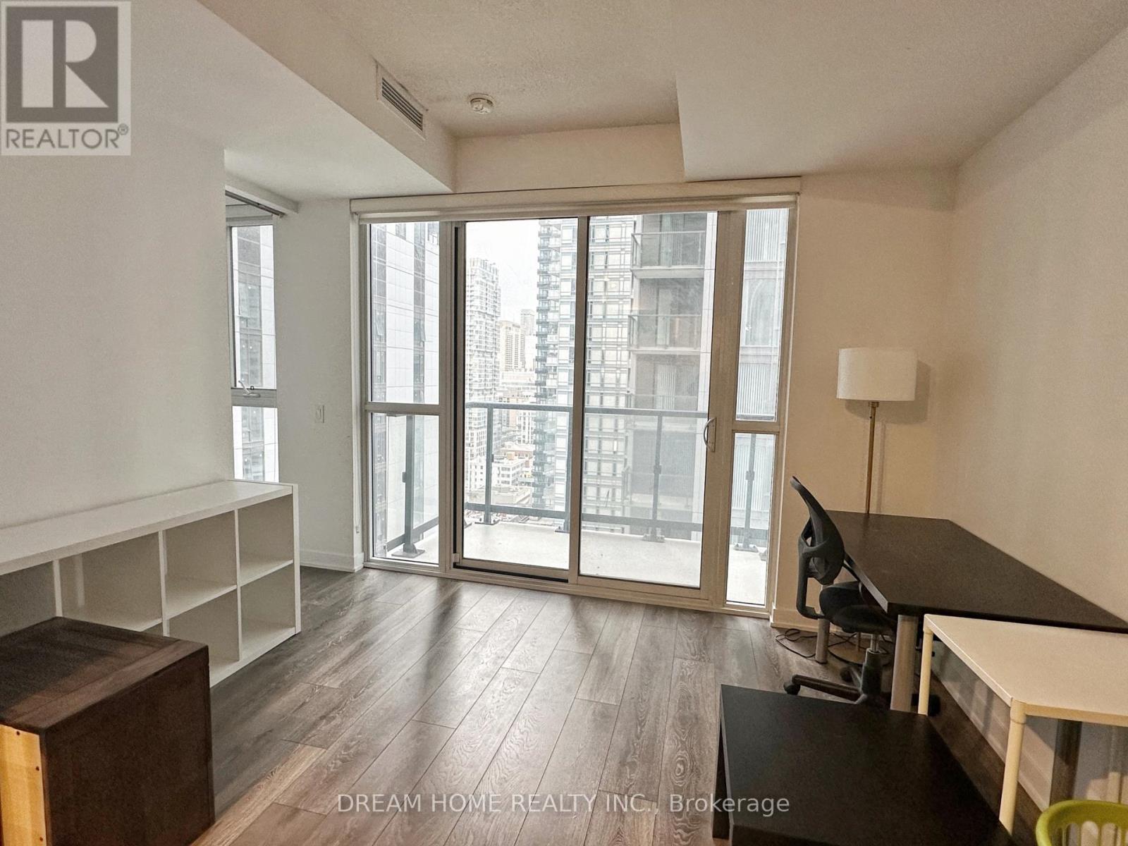 2211 - 87 Peter Street, Toronto, Ontario  M5V 2G4 - Photo 3 - C12785460
