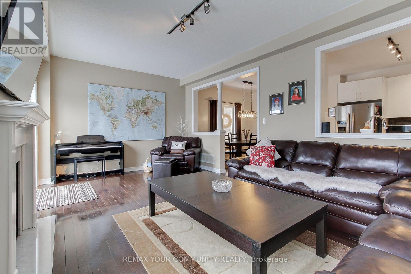 506 Foxcroft Boulevard, Newmarket, Ontario  L3X 3L6 - Photo 20 - N12786218