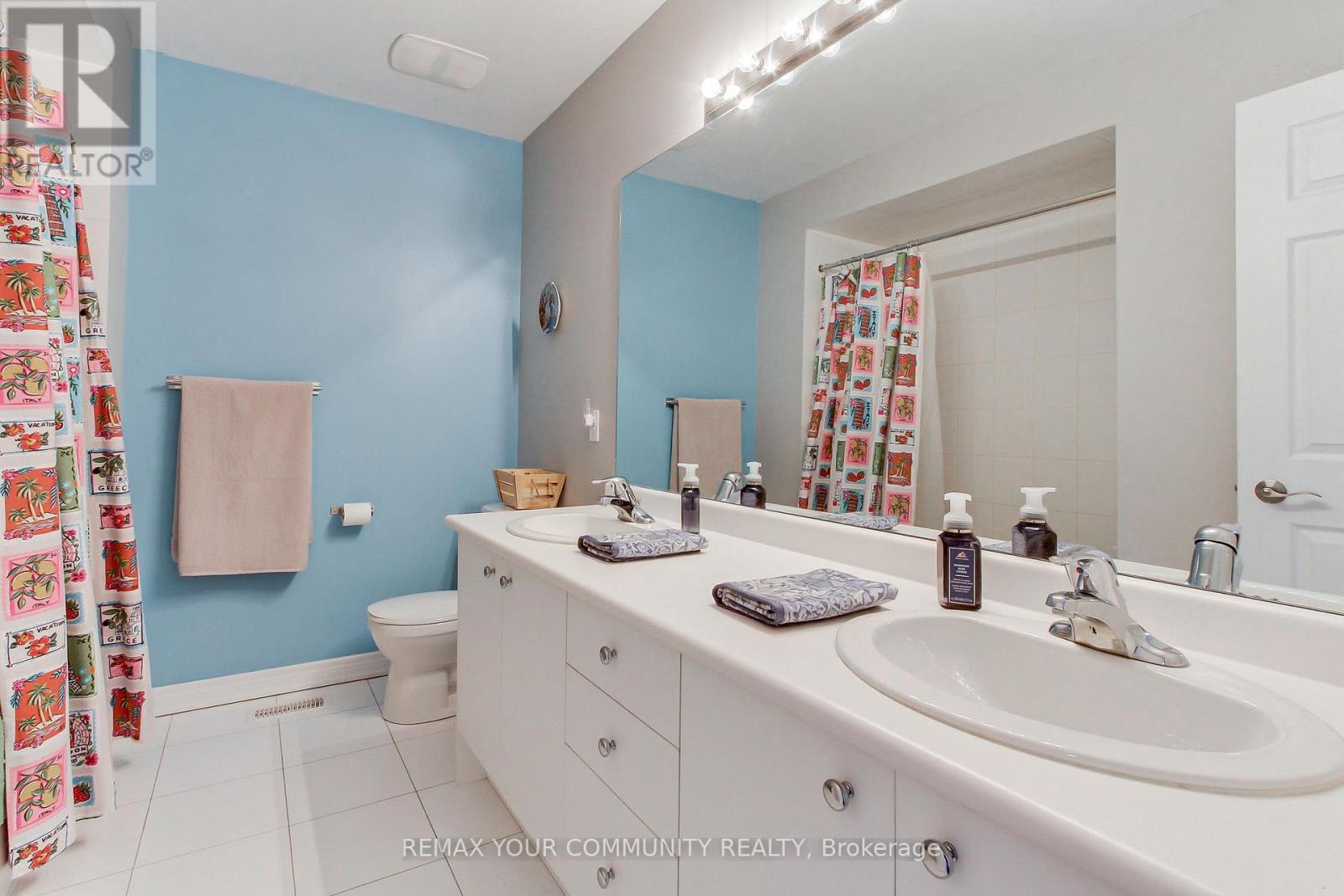 506 Foxcroft Boulevard, Newmarket, Ontario  L3X 3L6 - Photo 33 - N12786218