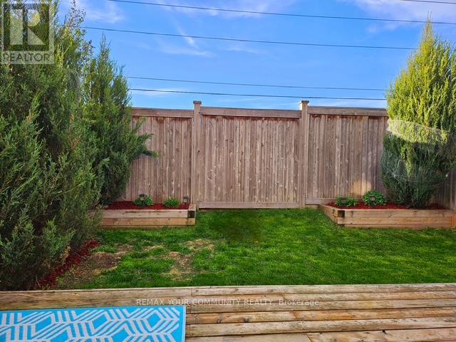 506 Foxcroft Boulevard, Newmarket, Ontario  L3X 3L6 - Photo 36 - N12786218