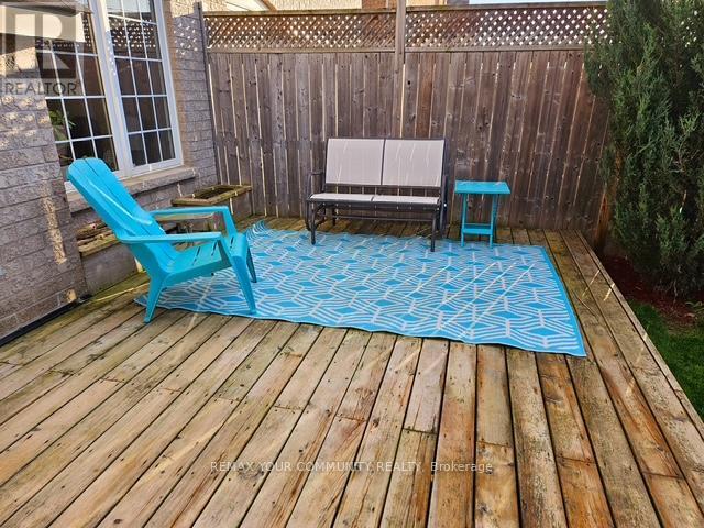 506 Foxcroft Boulevard, Newmarket, Ontario  L3X 3L6 - Photo 38 - N12786218