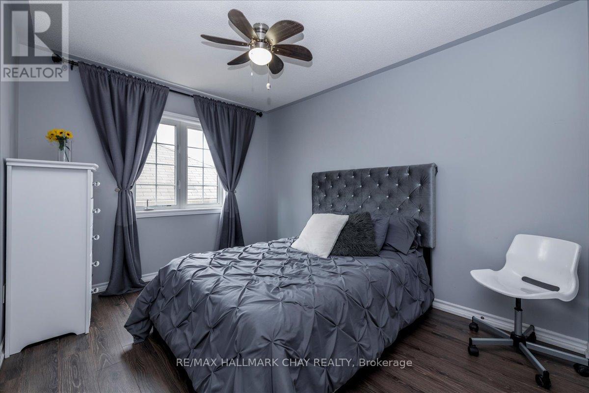 1300 Hunter Street, Innisfil, Ontario  L9S 0H1 - Photo 16 - N12786230