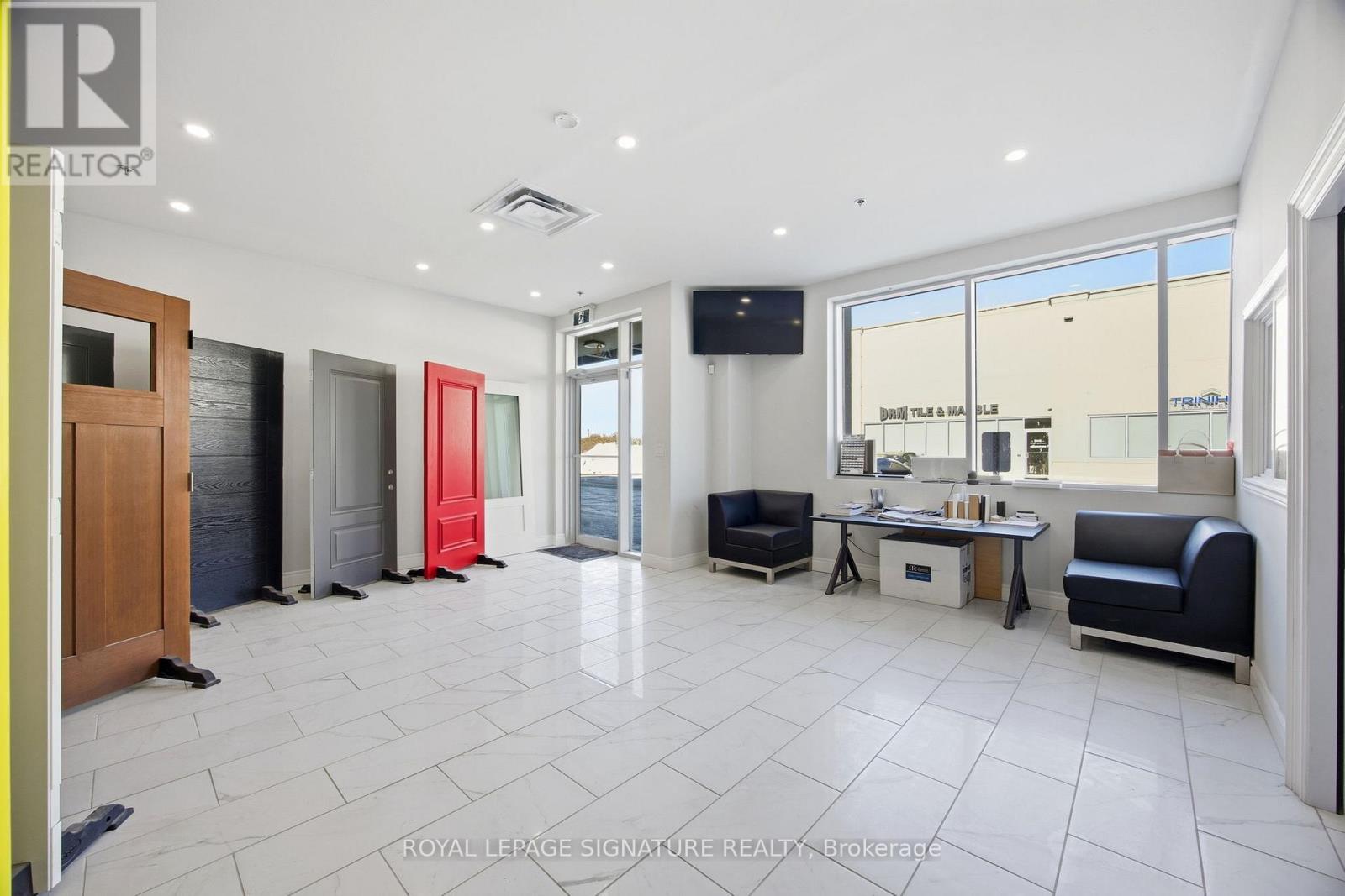 3 - 200 Tesma Way, Vaughan (Concord), Ontario  L4K 0J9 - Photo 6 - N12786238