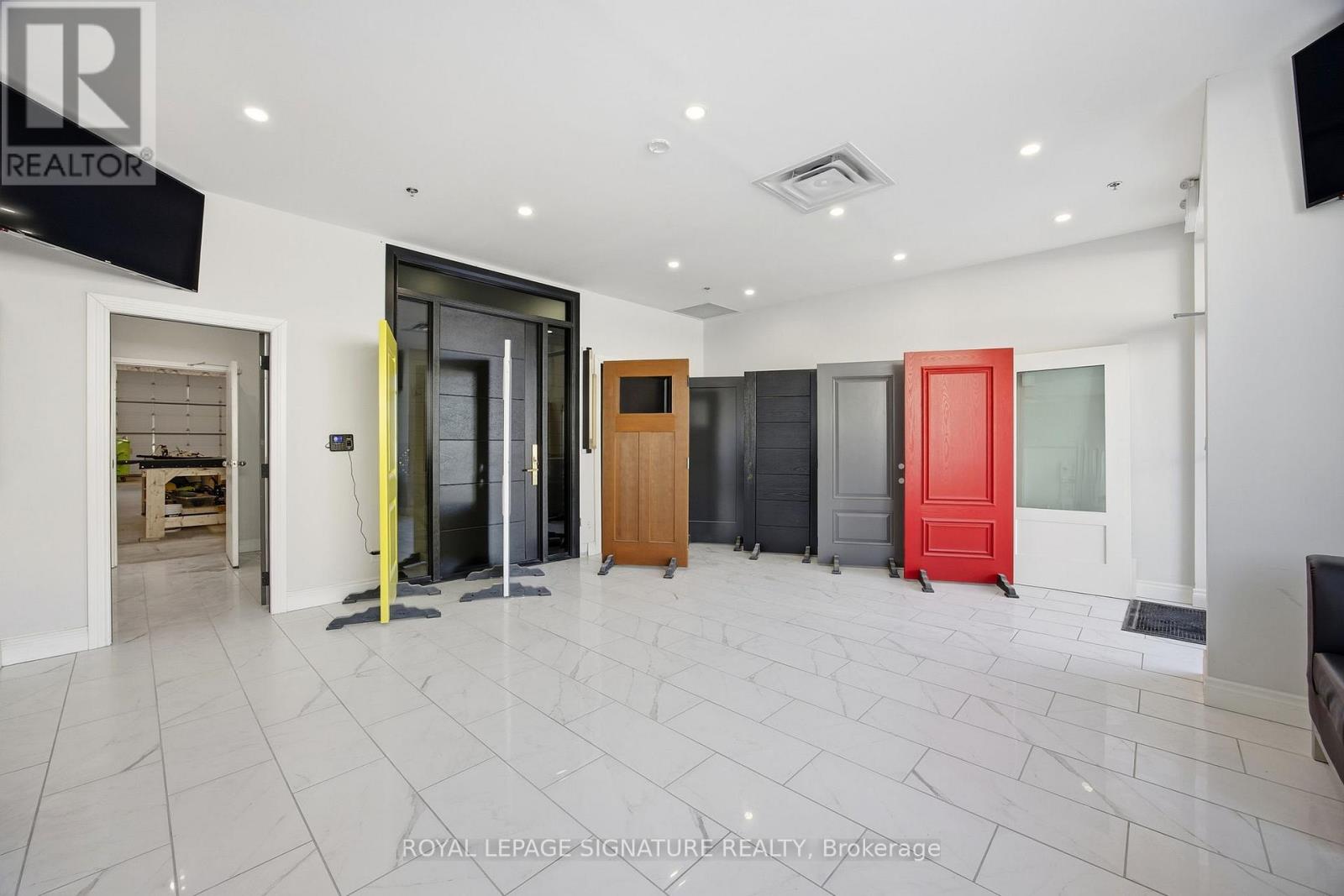 3 - 200 Tesma Way, Vaughan (Concord), Ontario  L4K 0J9 - Photo 7 - N12786238