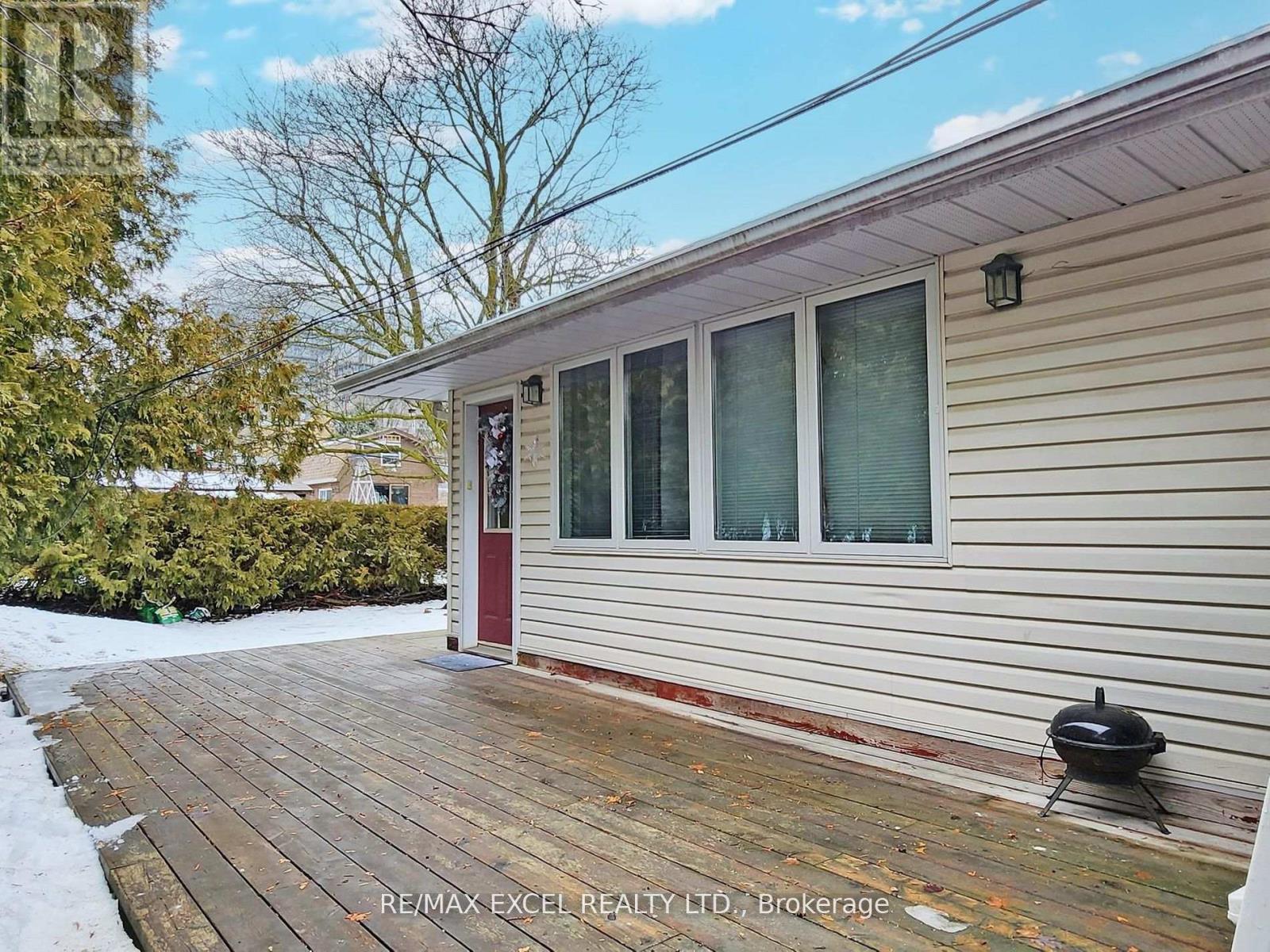 195 Parkview Crescent, Newmarket, Ontario  L3Y 2C9 - Photo 18 - N12786258