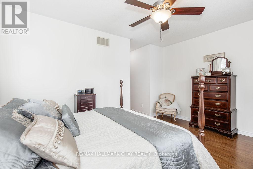 30 Waterview Road, Wasaga Beach, Ontario  L9A 1A4 - Photo 23 - S12786202