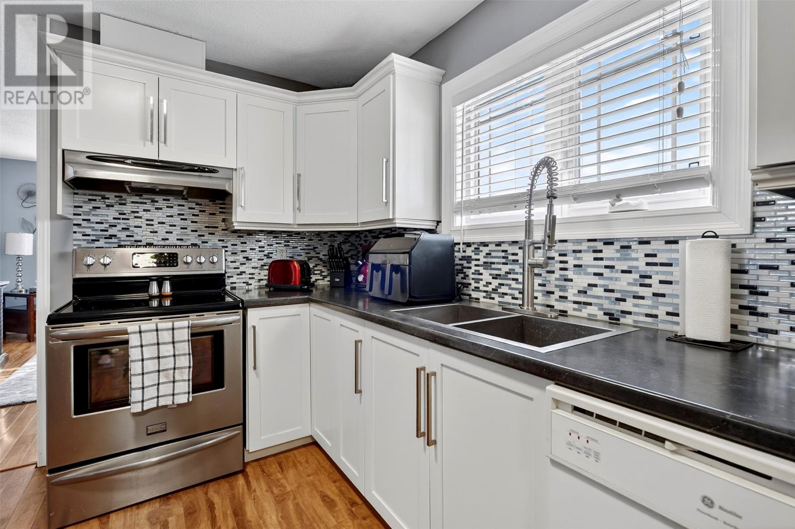 539 Water Street, Bay Roberts, Newfoundland & Labrador  A0A 1G0 - Photo 12 - 1294516