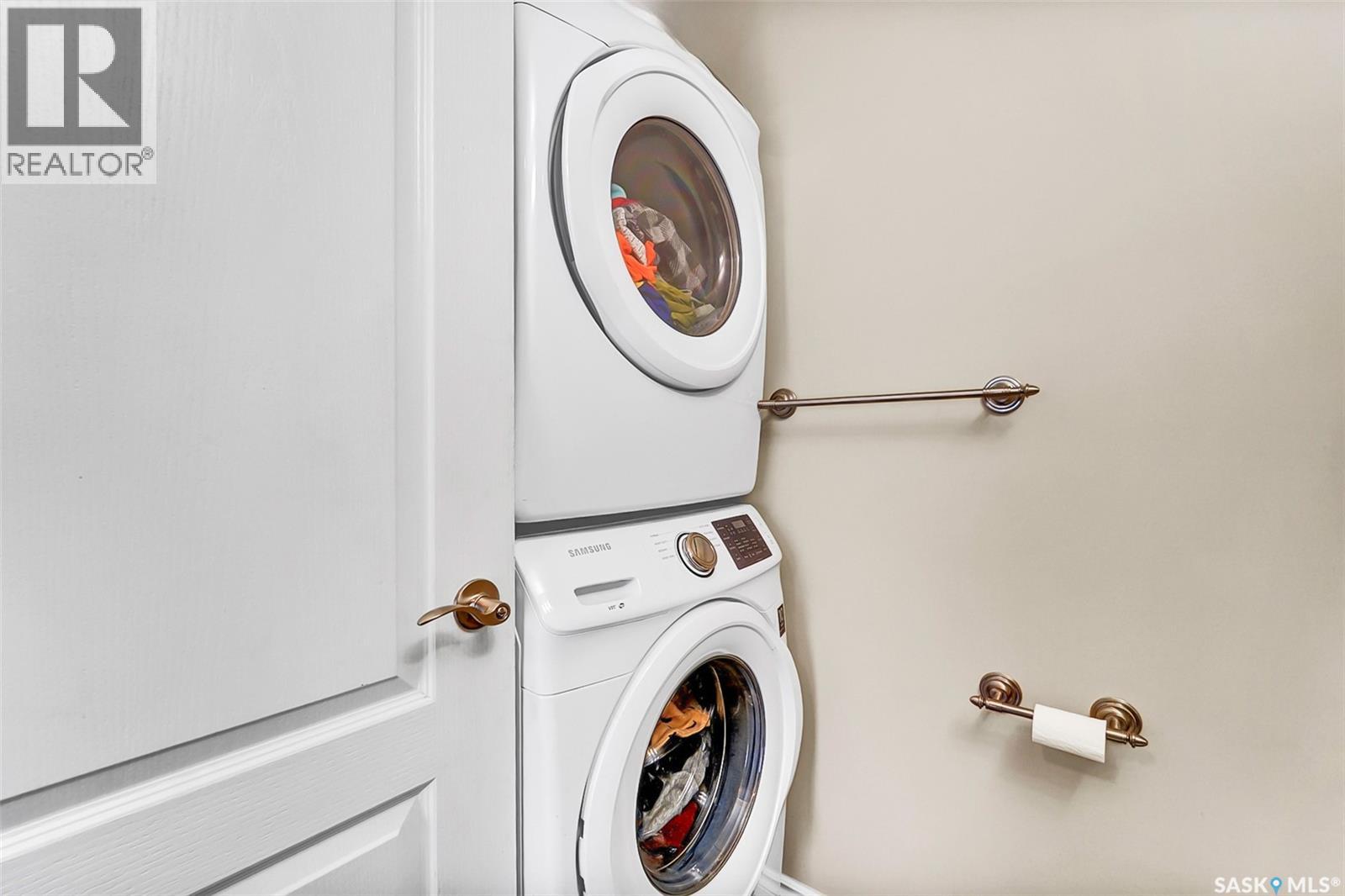 1042 Kloppenburg Bend, Saskatoon, Saskatchewan  S7S 1N1 - Photo 16 - SK028446