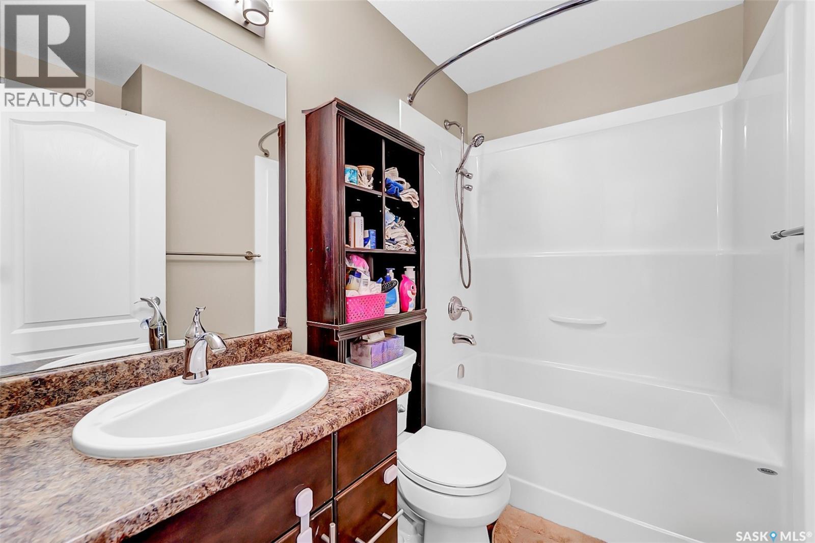 1042 Kloppenburg Bend, Saskatoon, Saskatchewan  S7S 1N1 - Photo 20 - SK028446