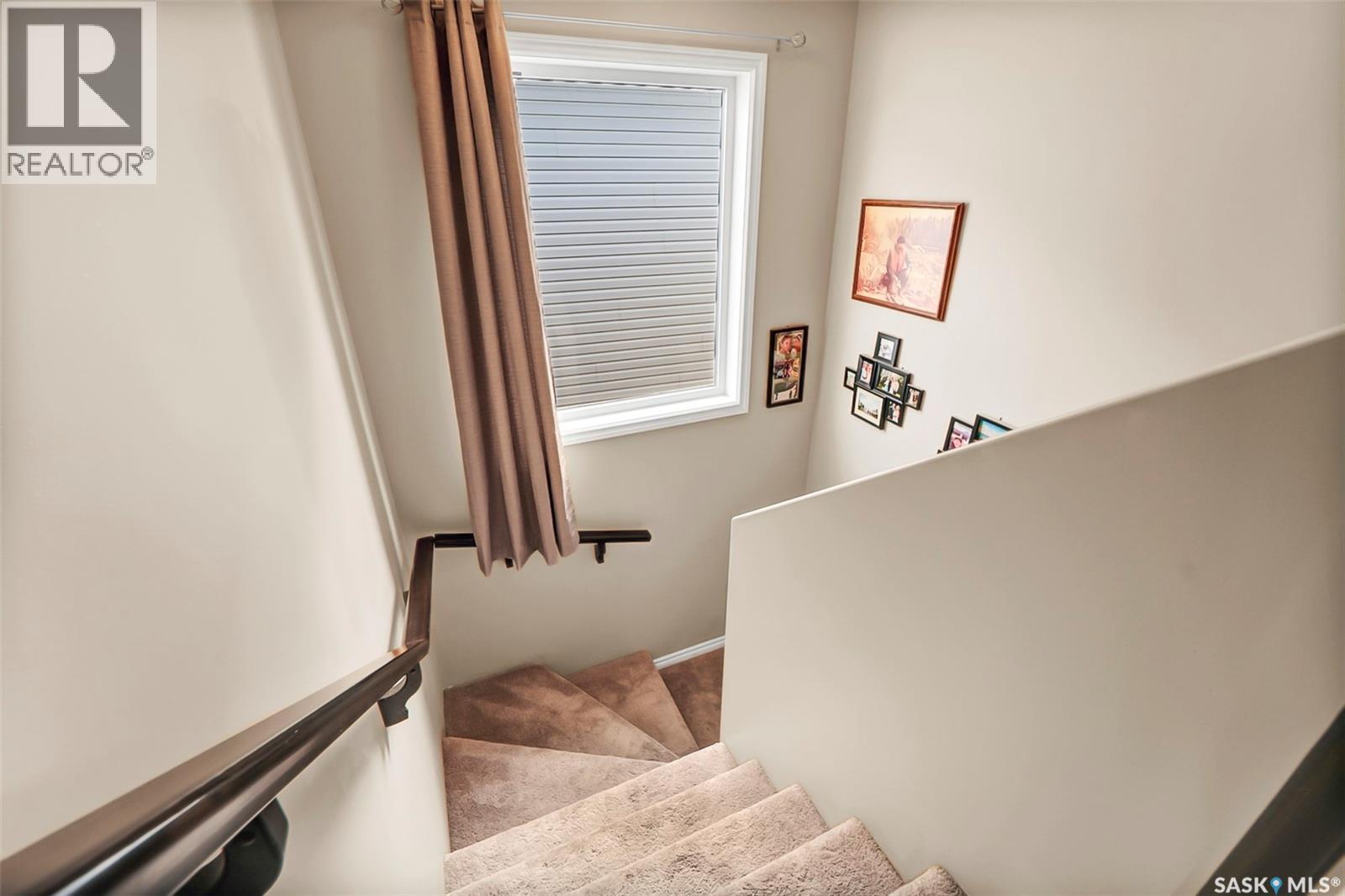 1042 Kloppenburg Bend, Saskatoon, Saskatchewan  S7S 1N1 - Photo 25 - SK028446