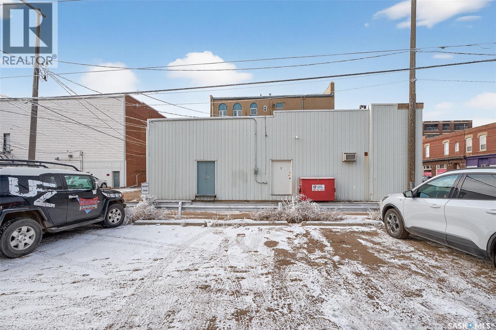 4 37 Main Street N, Moose Jaw, Saskatchewan  S6H 0V8 - Photo 3 - SK028335