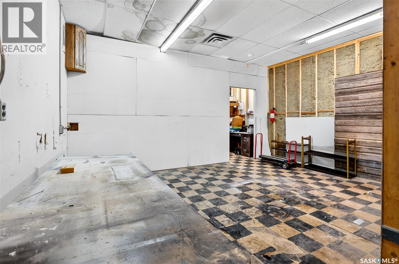 4 37 Main Street N, Moose Jaw, Saskatchewan  S6H 0V8 - Photo 8 - SK028335