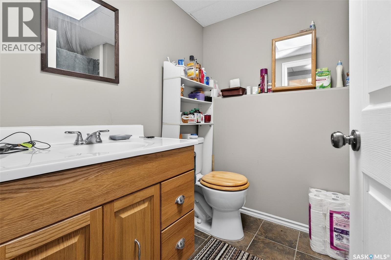 941 14th Avenue Sw, Moose Jaw, Saskatchewan  S6H 7R7 - Photo 36 - SK028289