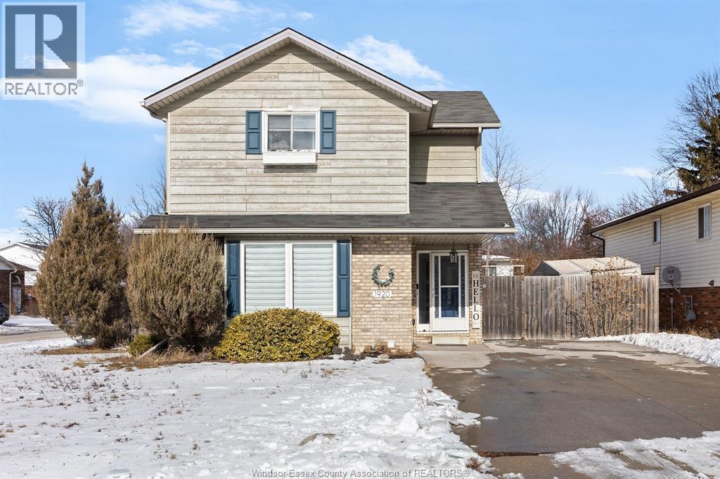 MLS# 26003192: 1920 LAPPIN AVENUE, Windsor, Canada
