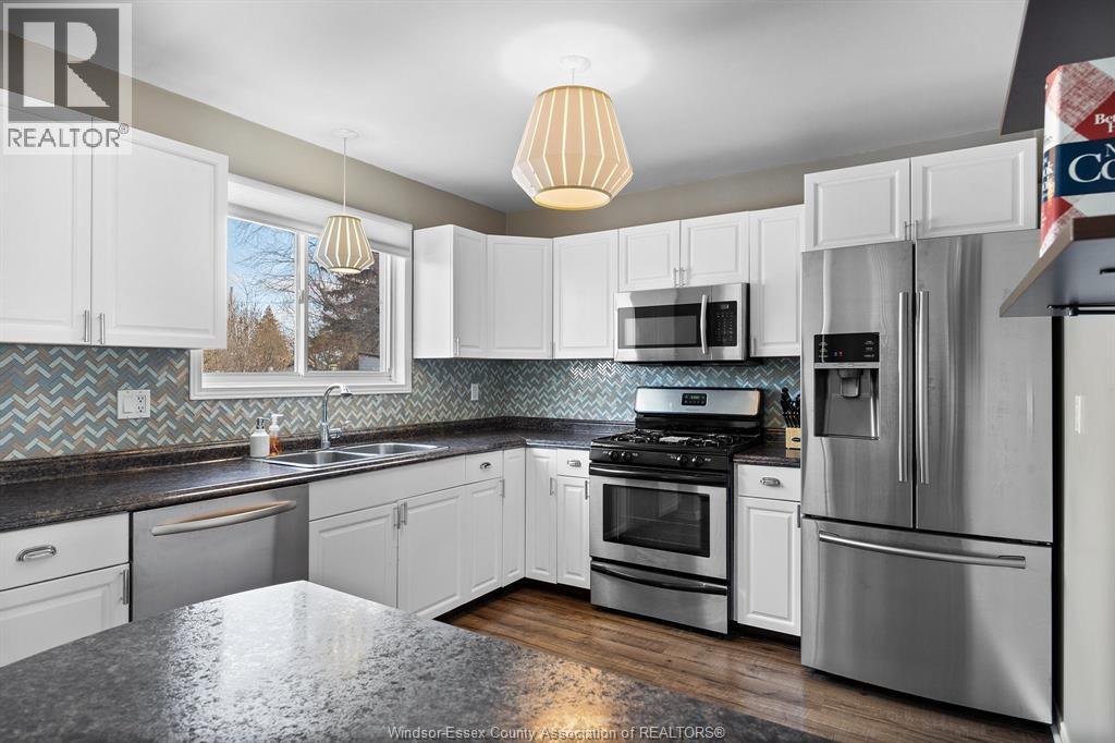 1920 Lappan Avenue, Windsor, Ontario  N9W 5G3 - Photo 10 - 26003192