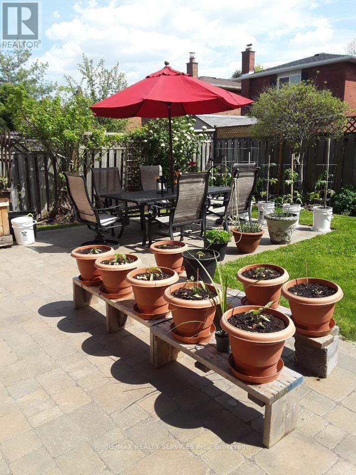 13 Cashel Street, Brampton, Ontario  L6Z 2X6 - Photo 50 - W12786234