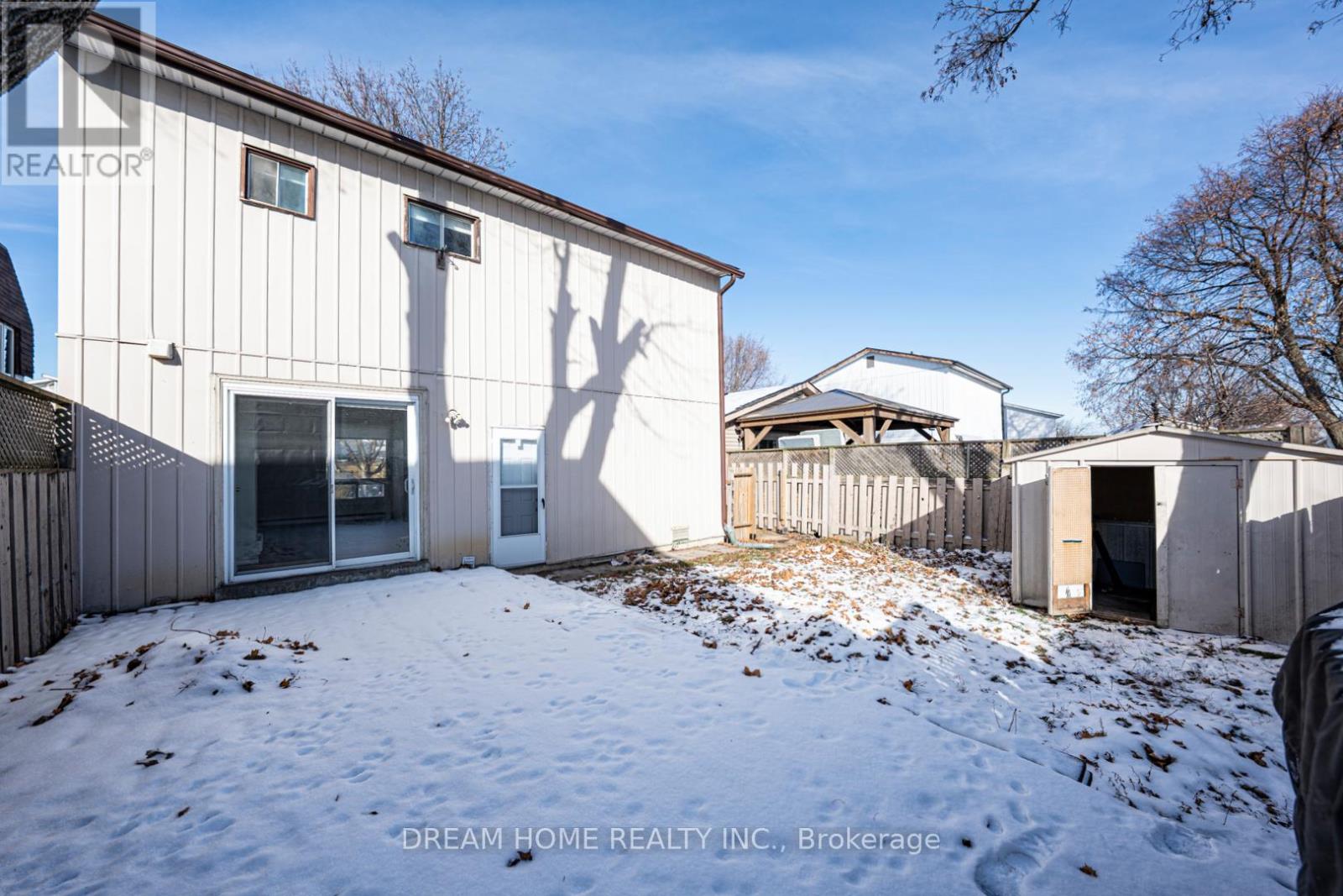 Upper Level - 22 Hazelglen Court, Brampton, Ontario  L6S 1N7 - Photo 34 - W12786272