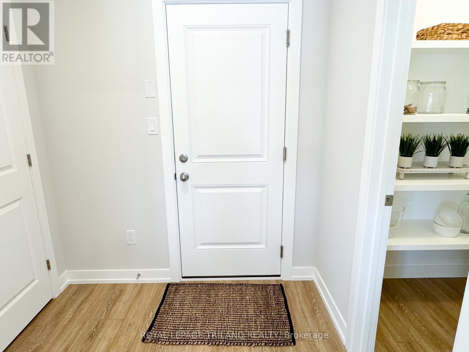 112 Styles Drive, St. Thomas, Ontario  N5R 0N8 - Photo 14 - X12596820