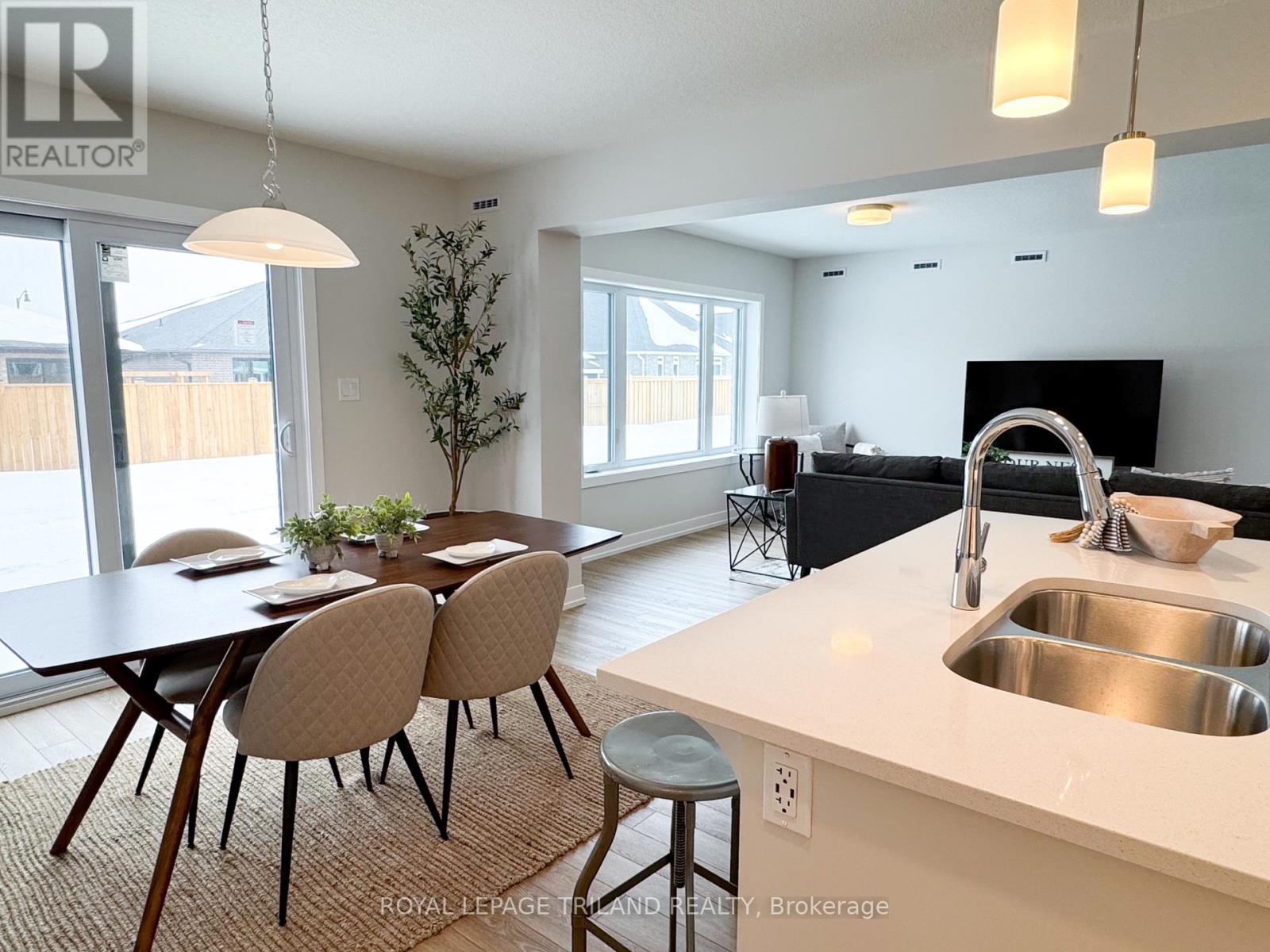 112 Styles Drive, St. Thomas, Ontario  N5R 0N8 - Photo 16 - X12596820