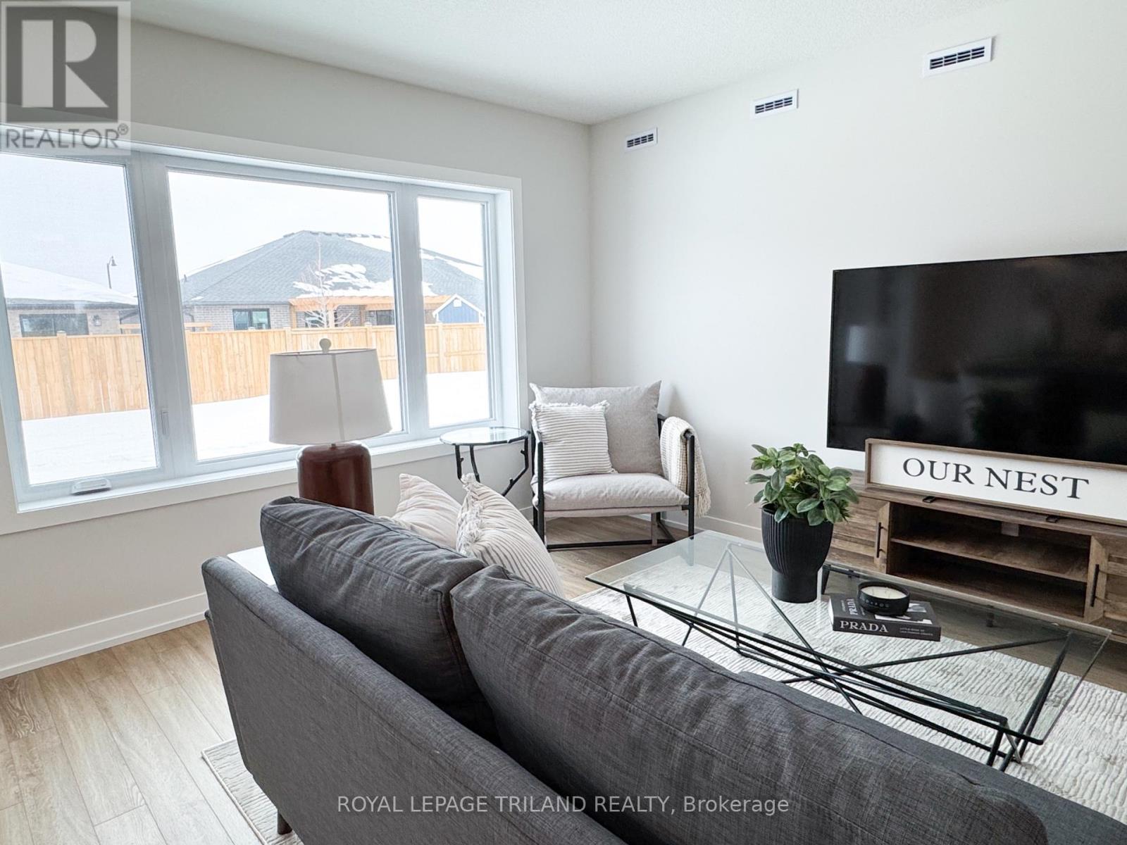 112 Styles Drive, St. Thomas, Ontario  N5R 0N8 - Photo 6 - X12596820