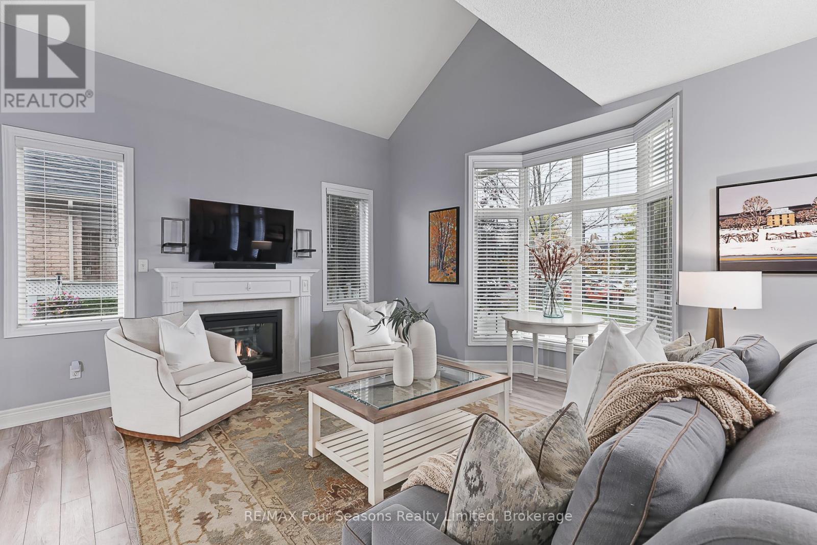 2 Callary Crescent, Collingwood, Ontario  L9Y 4Y1 - Photo 3 - S12786380