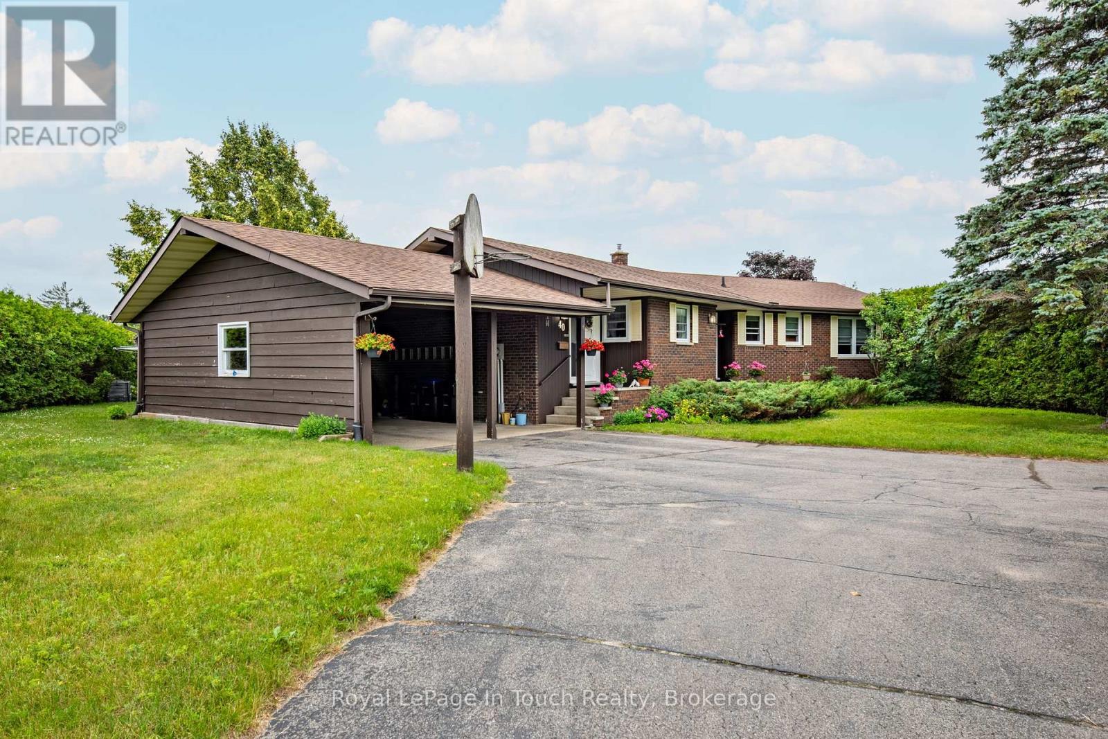 40 PAYETTE DRIVE, Penetanguishene, Ontario