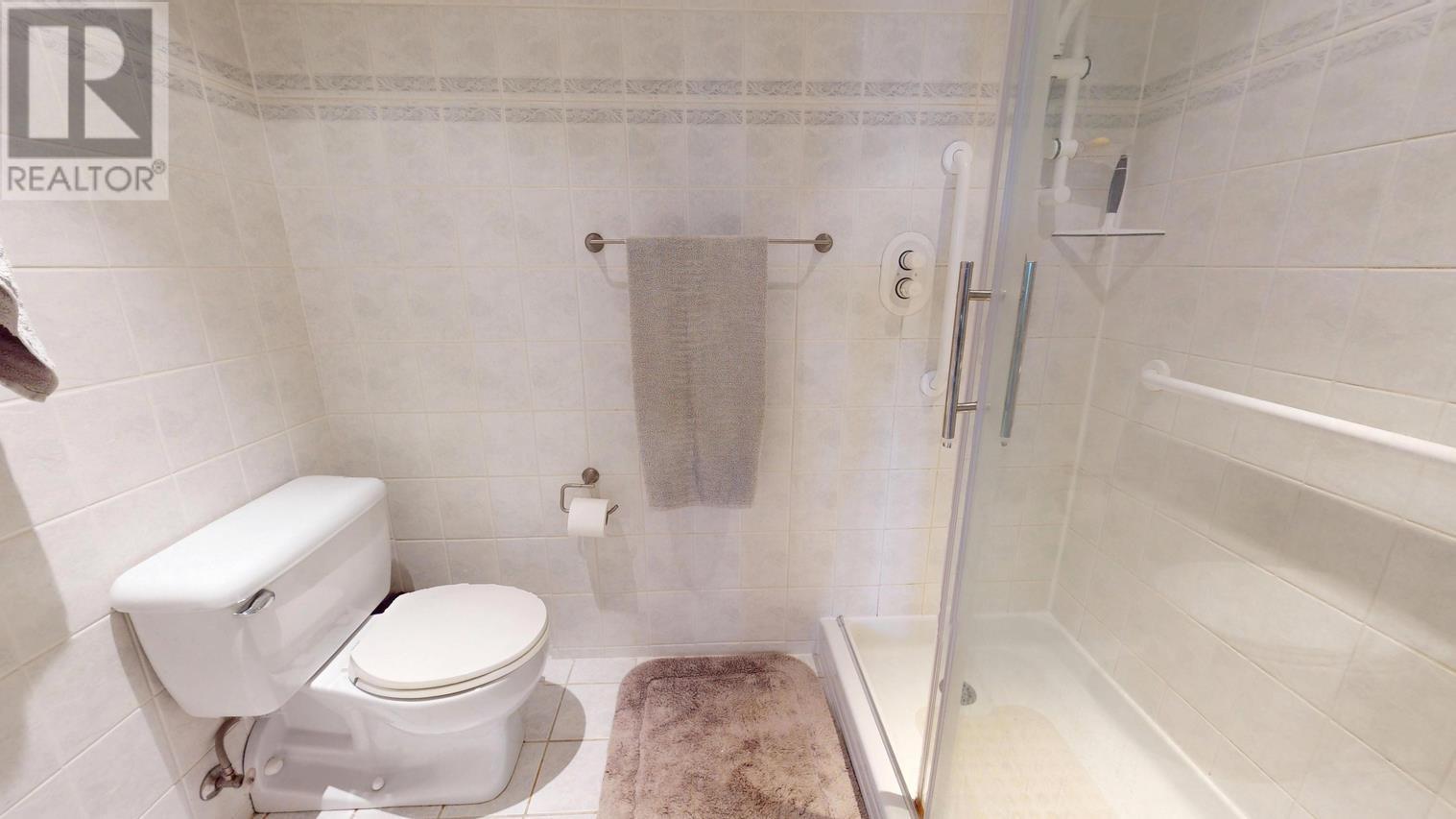 1139 Queen St E # Ph1, Sault Ste. Marie, Ontario  P6A 6K5 - Photo 30 - SM260085