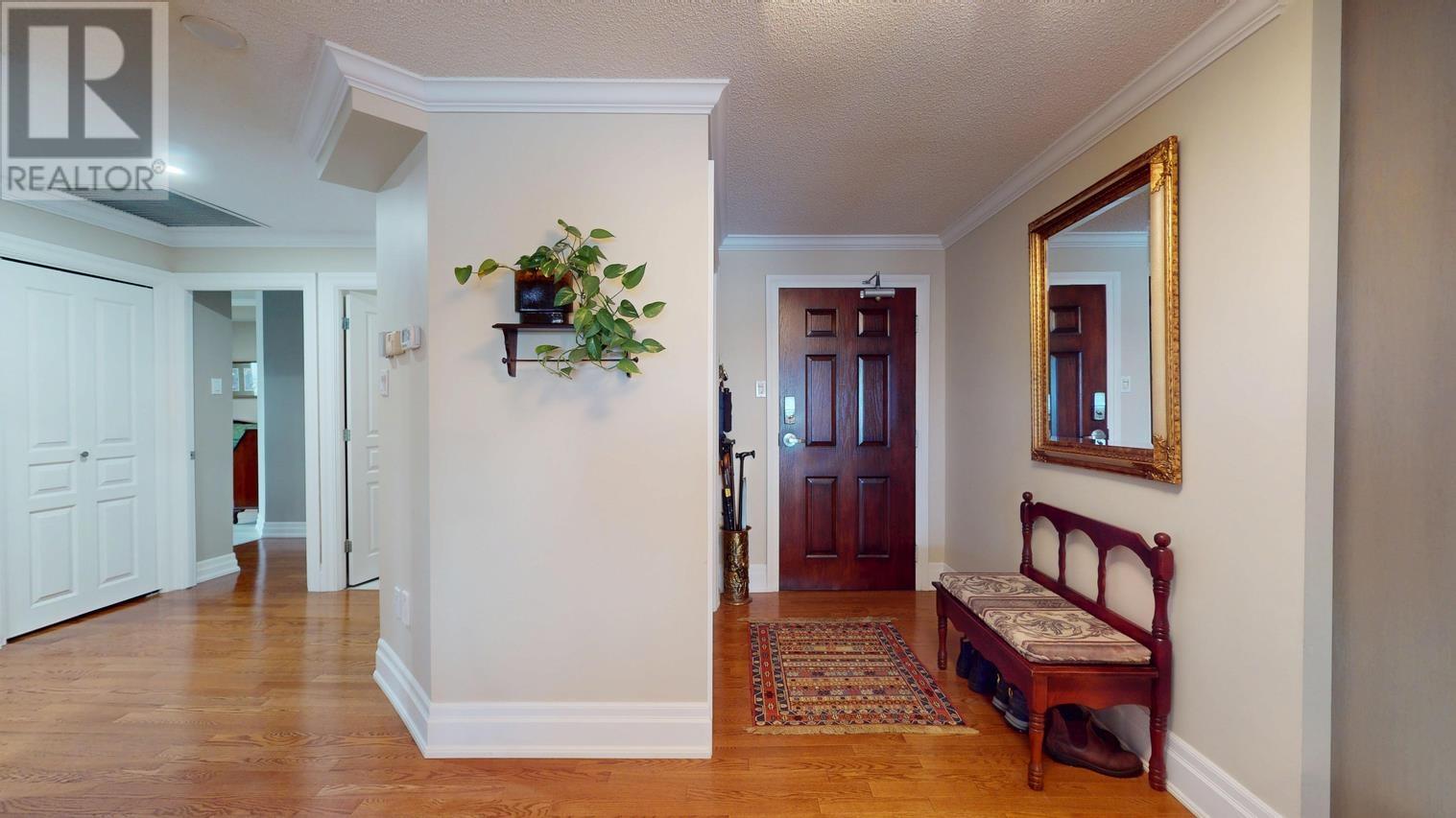 1139 Queen St E # Ph1, Sault Ste. Marie, Ontario  P6A 6K5 - Photo 3 - SM260085