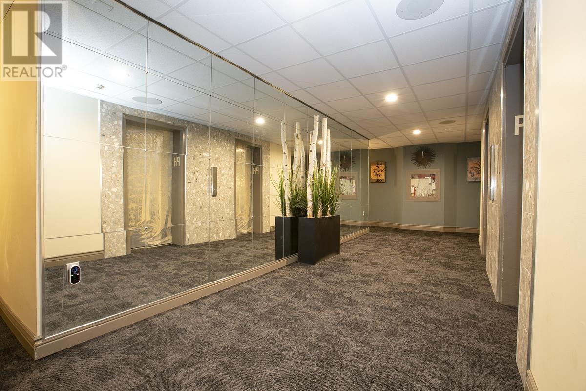 1139 Queen St E # Ph1, Sault Ste. Marie, Ontario  P6A 6K5 - Photo 45 - SM260085