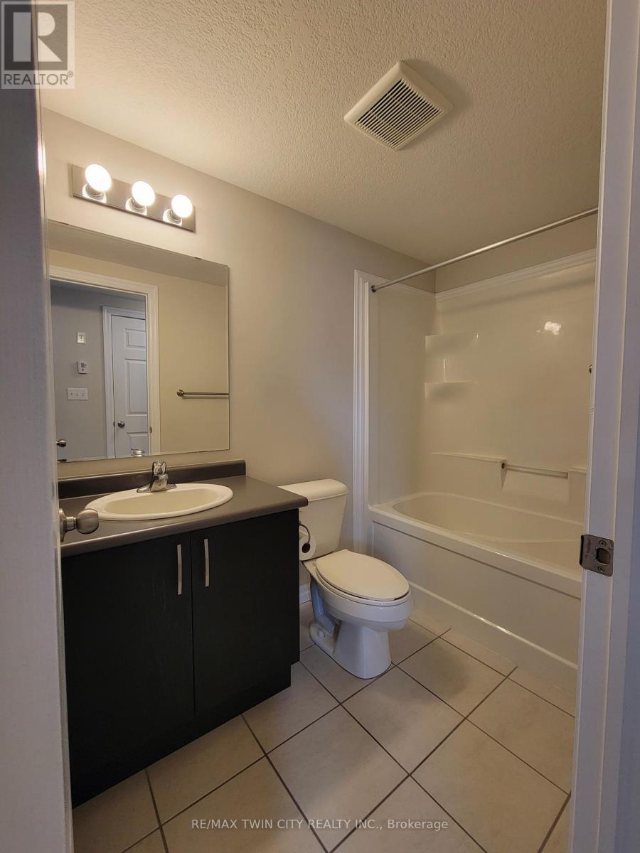 18a - 388 Old Huron Road, Waterloo, Ontario  N2R 1P9 - Photo 6 - X12786212