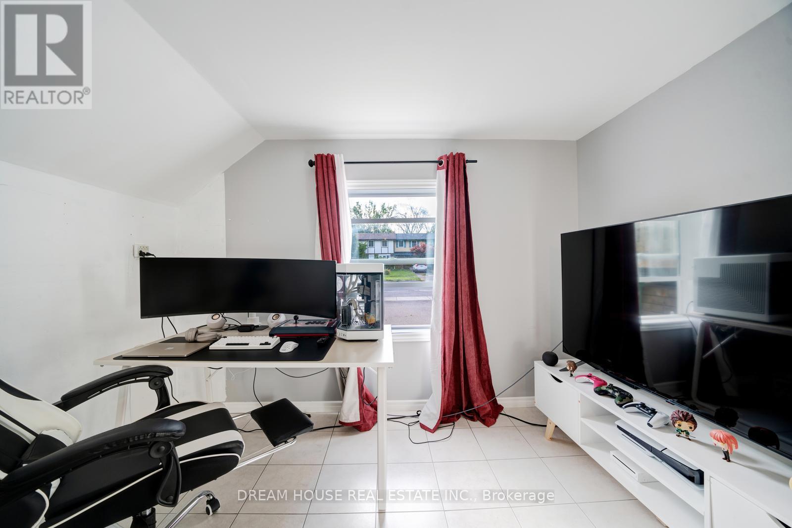 2048 Walker Avenue, Peterborough, Ontario  K9L 1S1 - Photo 30 - X12786214