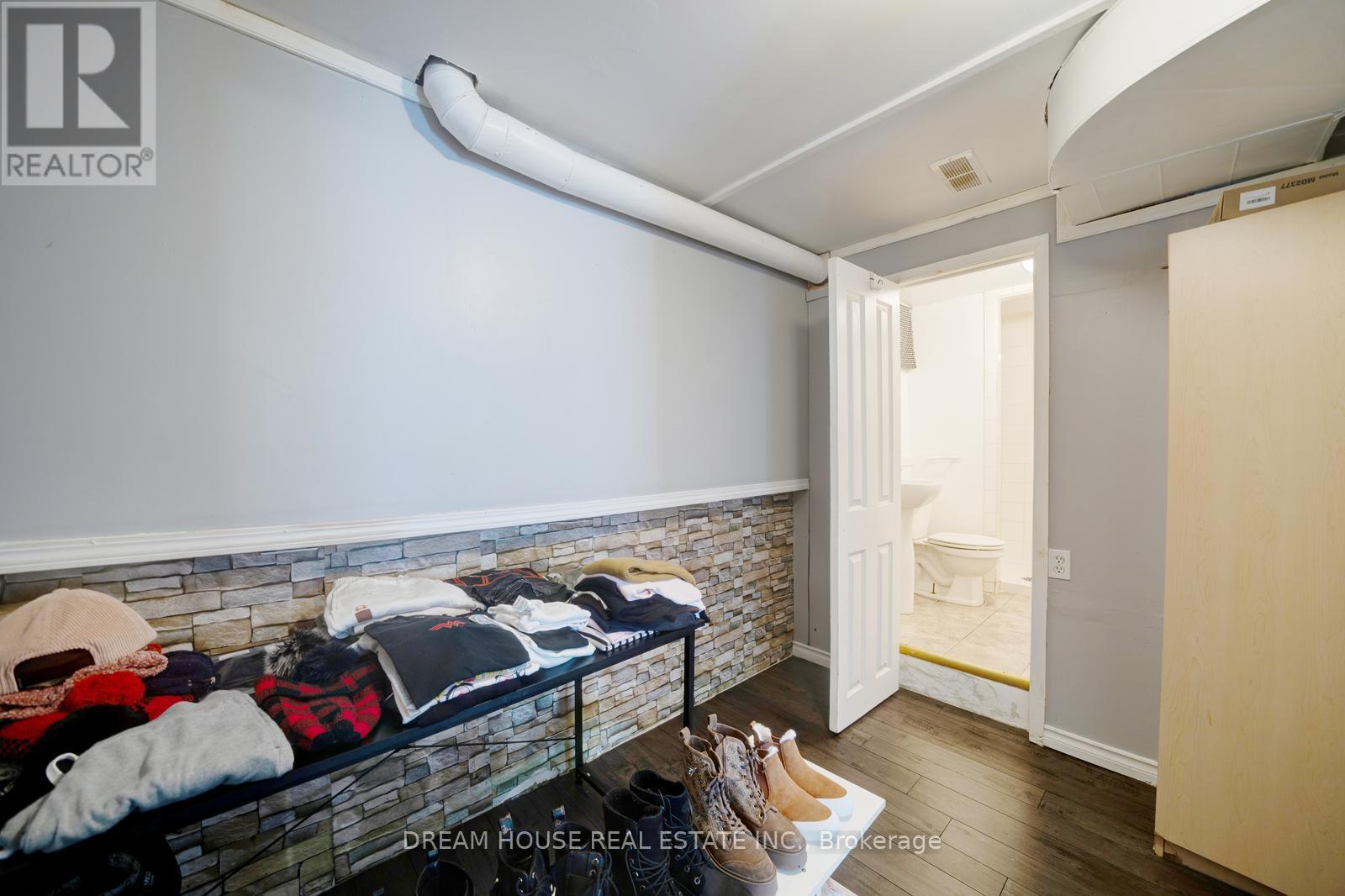 2048 Walker Avenue, Peterborough, Ontario  K9L 1S1 - Photo 32 - X12786214