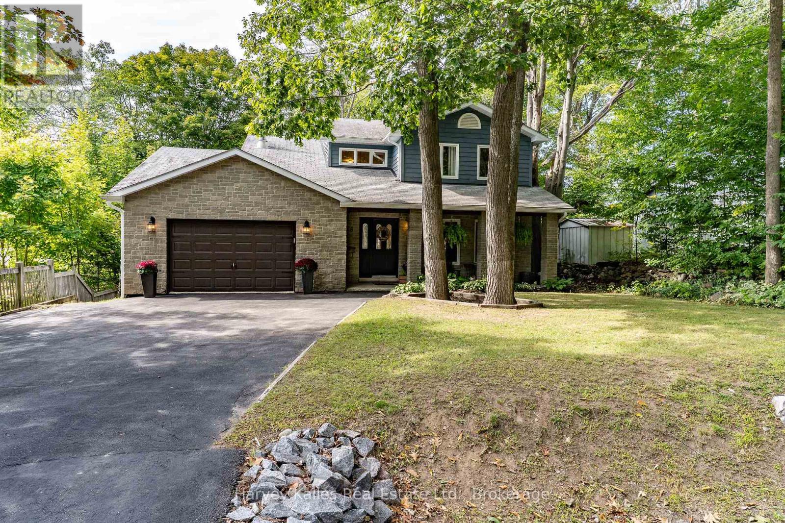 28 QUEEN STREET, Parry Sound, Ontario