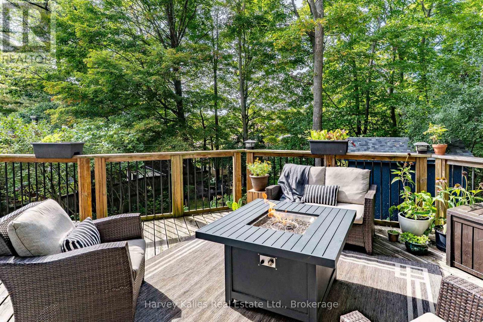 28 Queen Street, Parry Sound, Ontario  P2A 2W3 - Photo 33 - X12786314