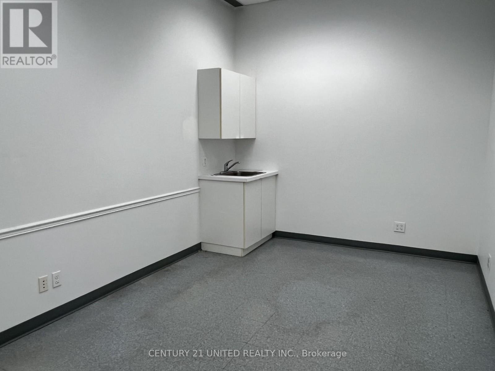 365 George Street N, Peterborough (Town Ward 3), Ontario  K9H 3R2 - Photo 8 - X12786302