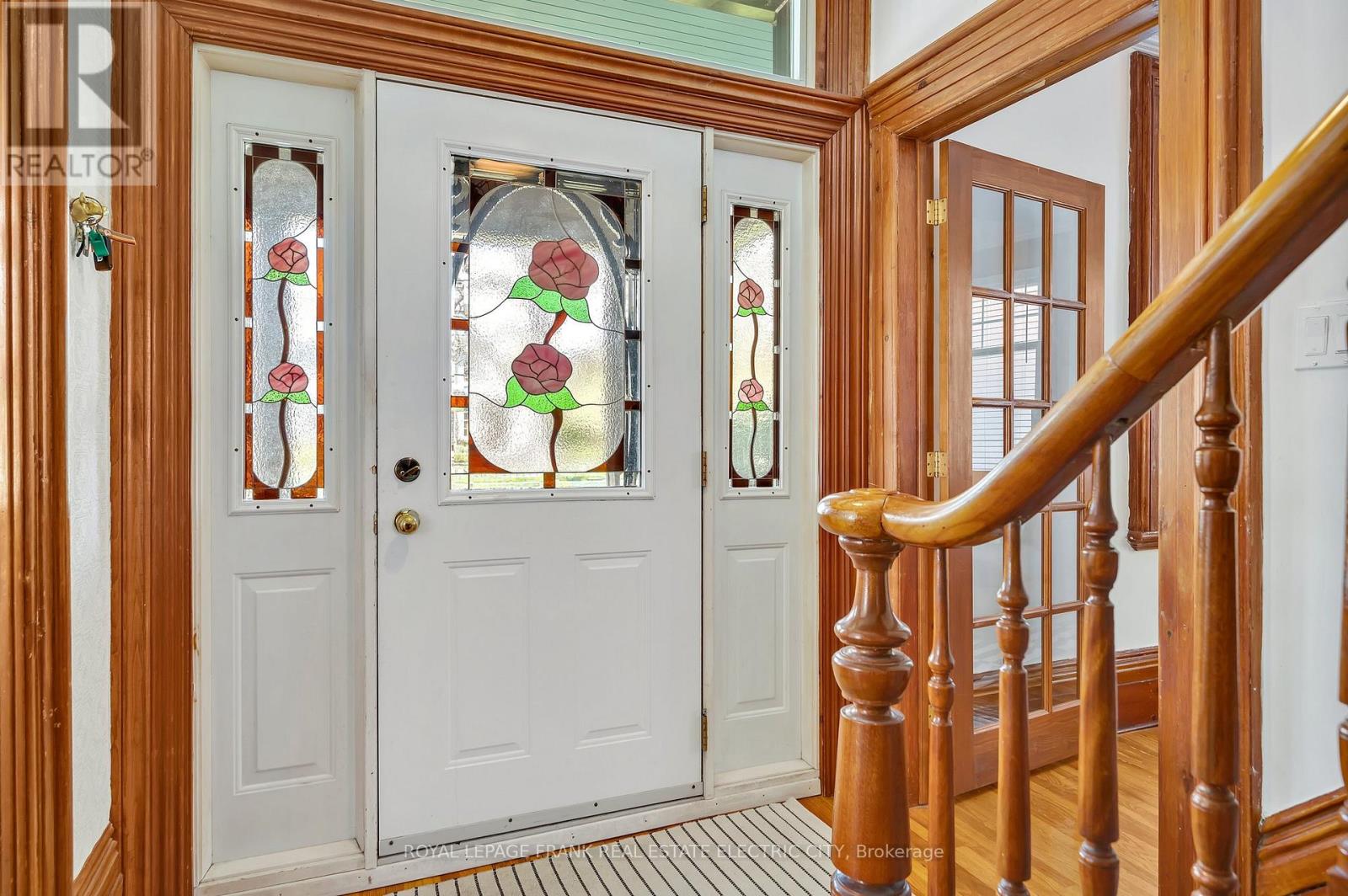 551 Weller Street, Peterborough, Ontario  K9H 2N9 - Photo 3 - X12786420