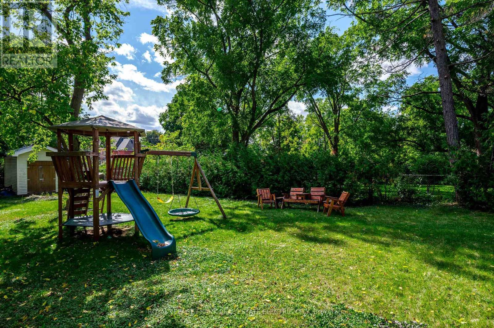 551 Weller Street, Peterborough, Ontario  K9H 2N9 - Photo 39 - X12786420