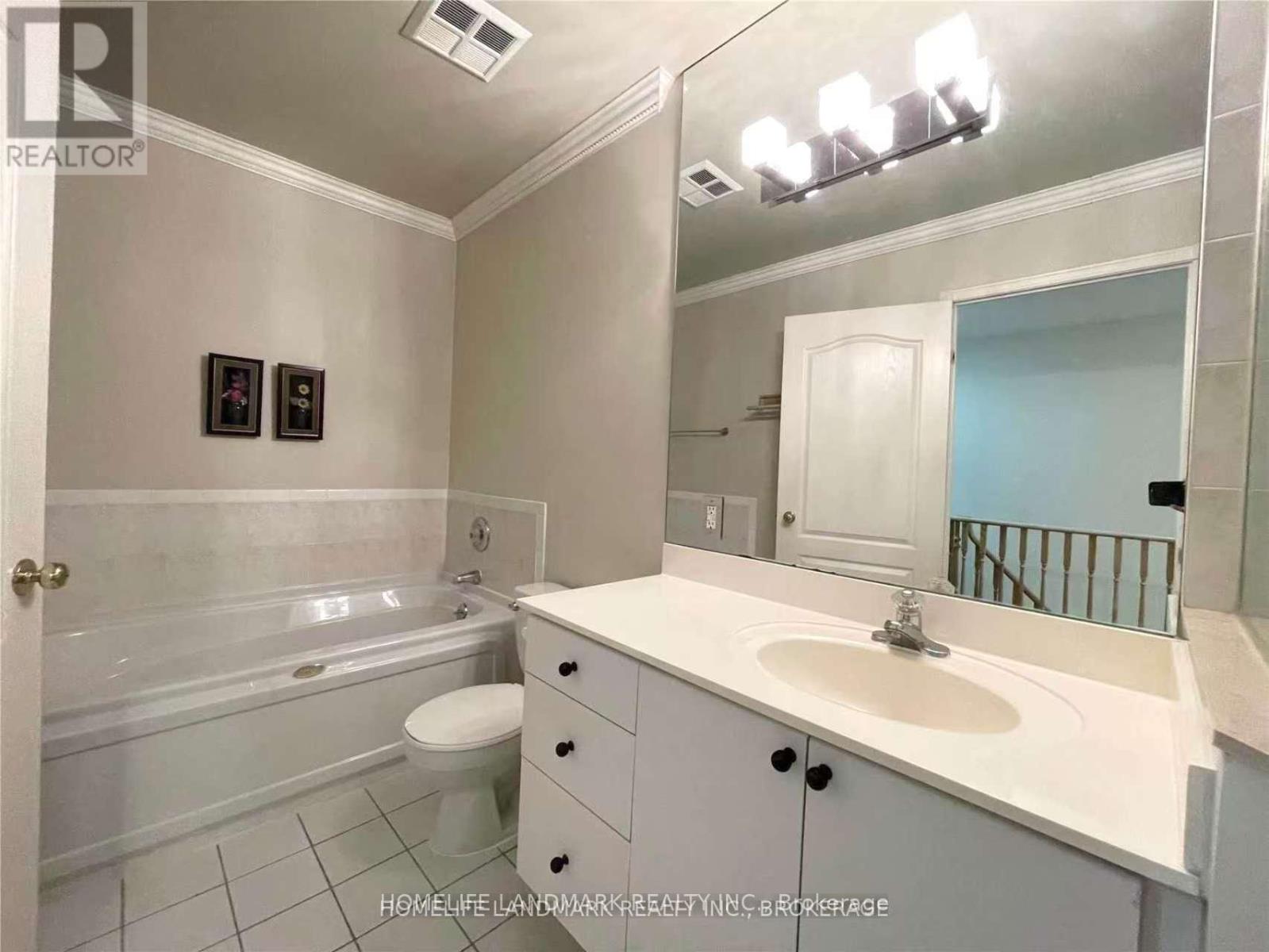 1002 - 28 Sommerset Way, Toronto (Willowdale East), Ontario  M2N 6W7 - Photo 11 - C12646338