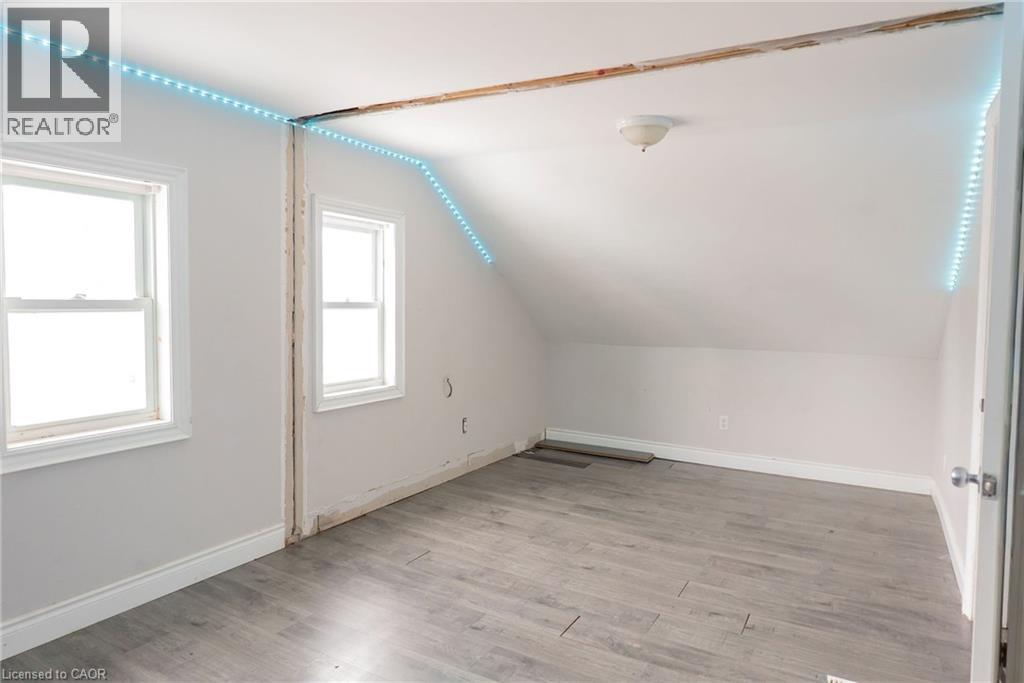 16 Franklin Street, Welland, Ontario  L3C 1R7 - Photo 21 - 40804961