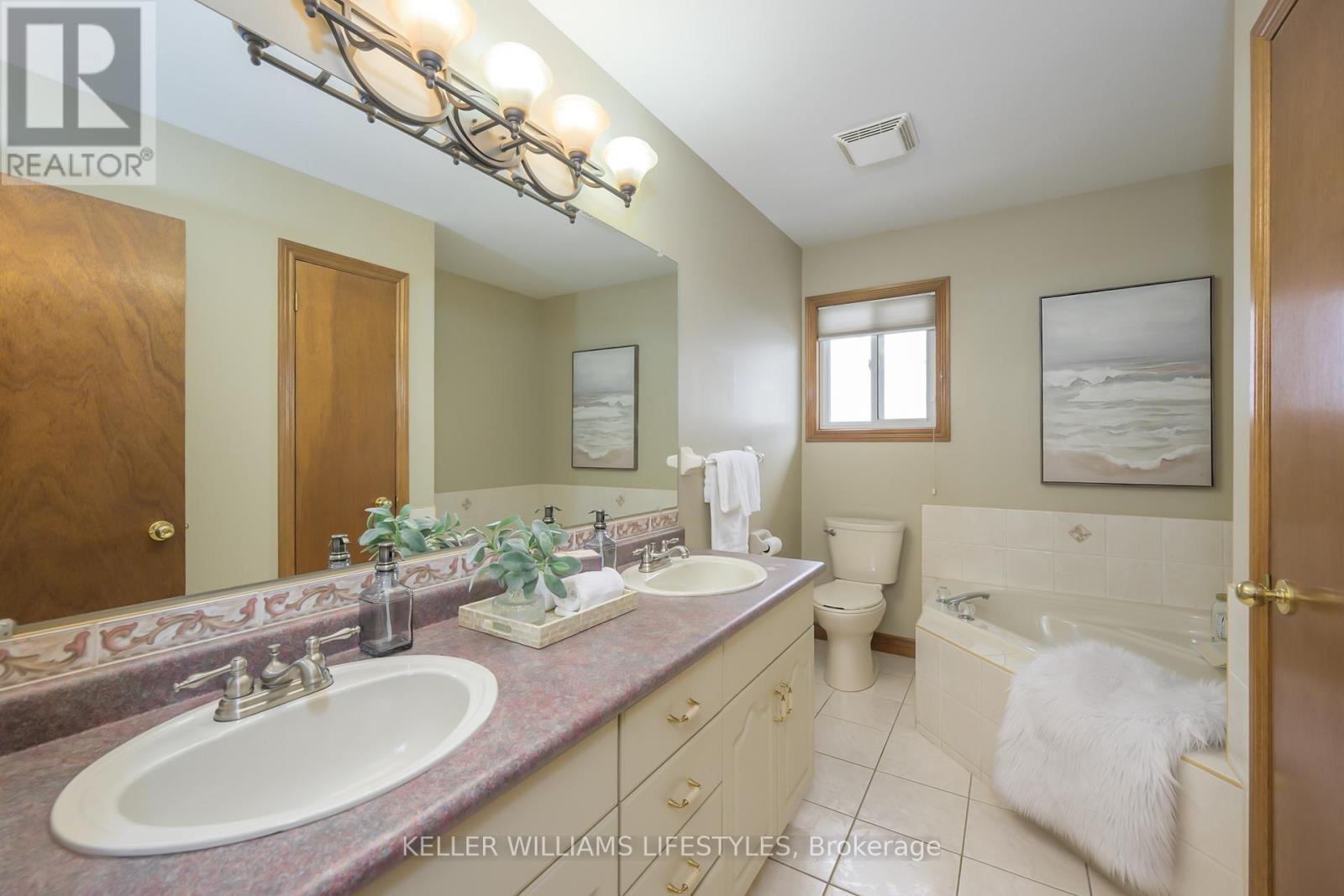 9 Toohey Lane, London North, Ontario  N6G 4Y2 - Photo 24 - X12786364