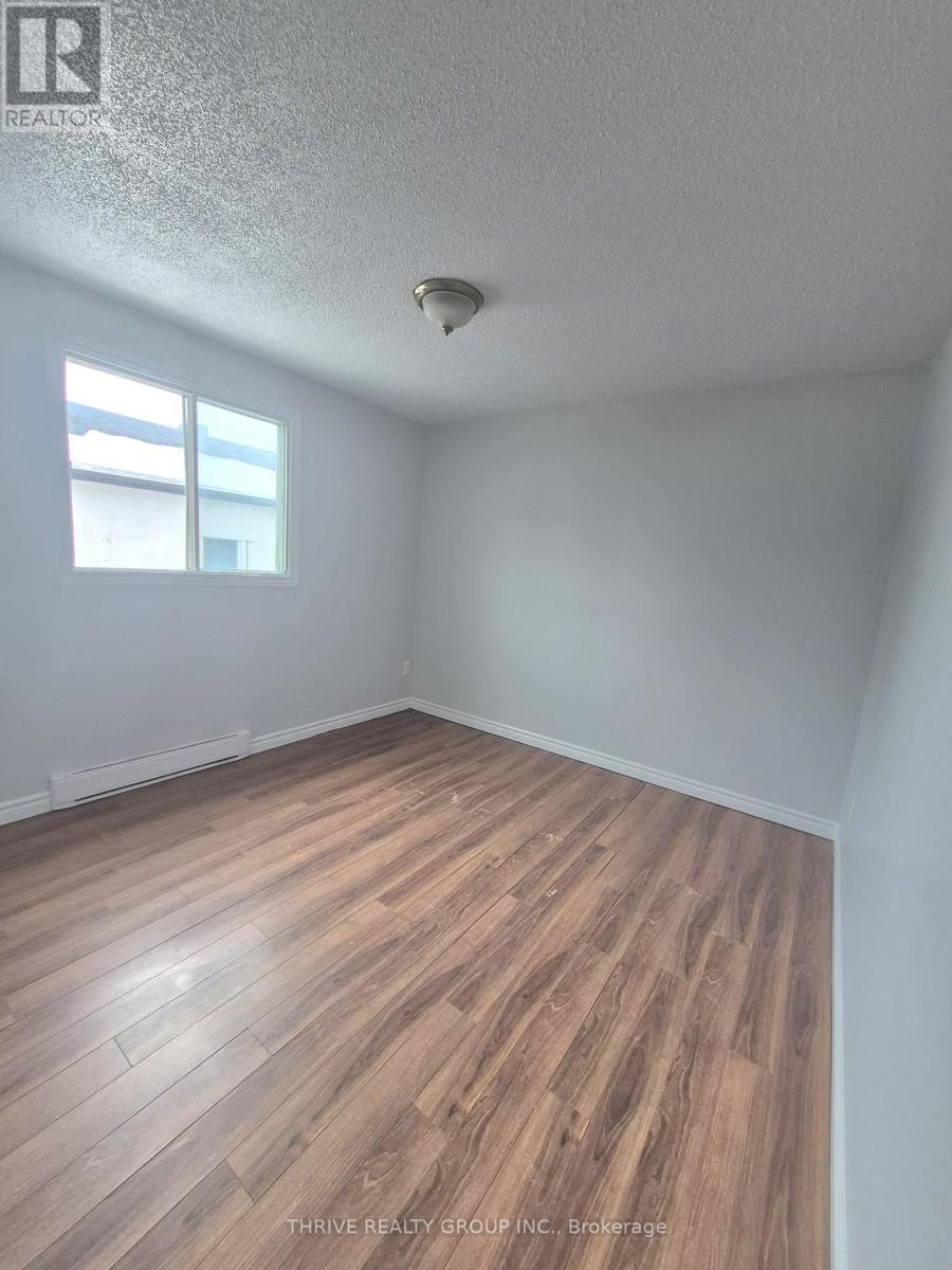2 - 184 Simcoe Street, London East, Ontario  N6B 1H9 - Photo 9 - X12786388