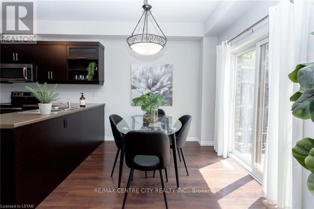 79 - 112 North Centre Road, London North, Ontario  N5X 0G9 - Photo 9 - X12786448