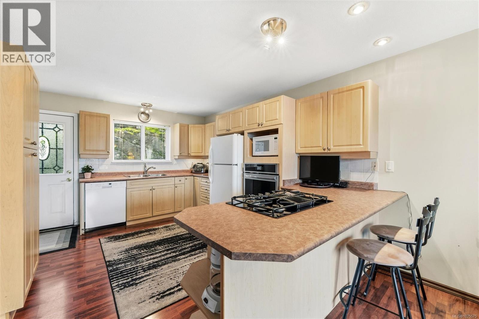 4627 Lost Lake Rd, Nanaimo, British Columbia  V9T 5C5 - Photo 14 - 1025575