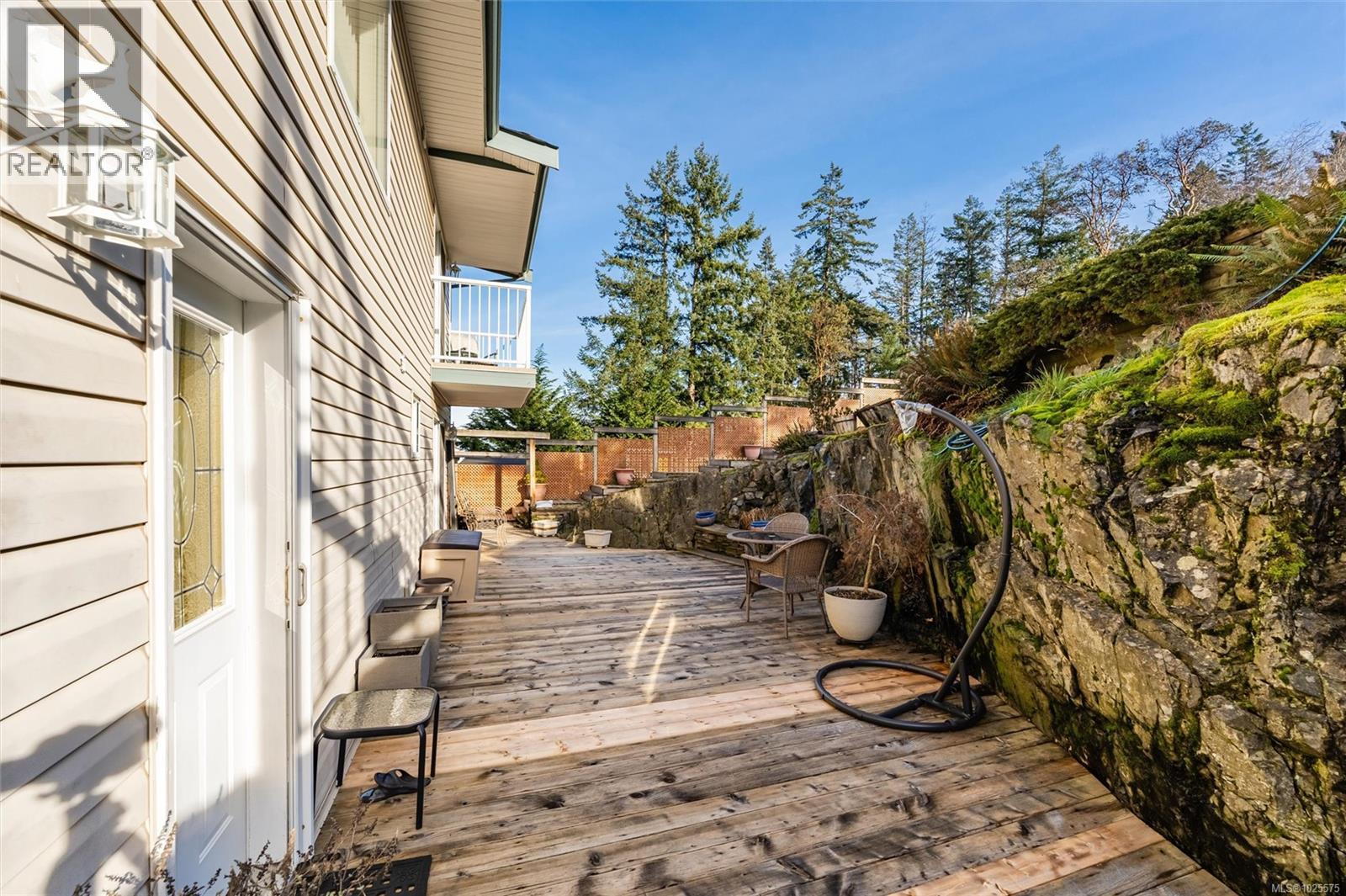 4627 Lost Lake Rd, Nanaimo, British Columbia  V9T 5C5 - Photo 40 - 1025575