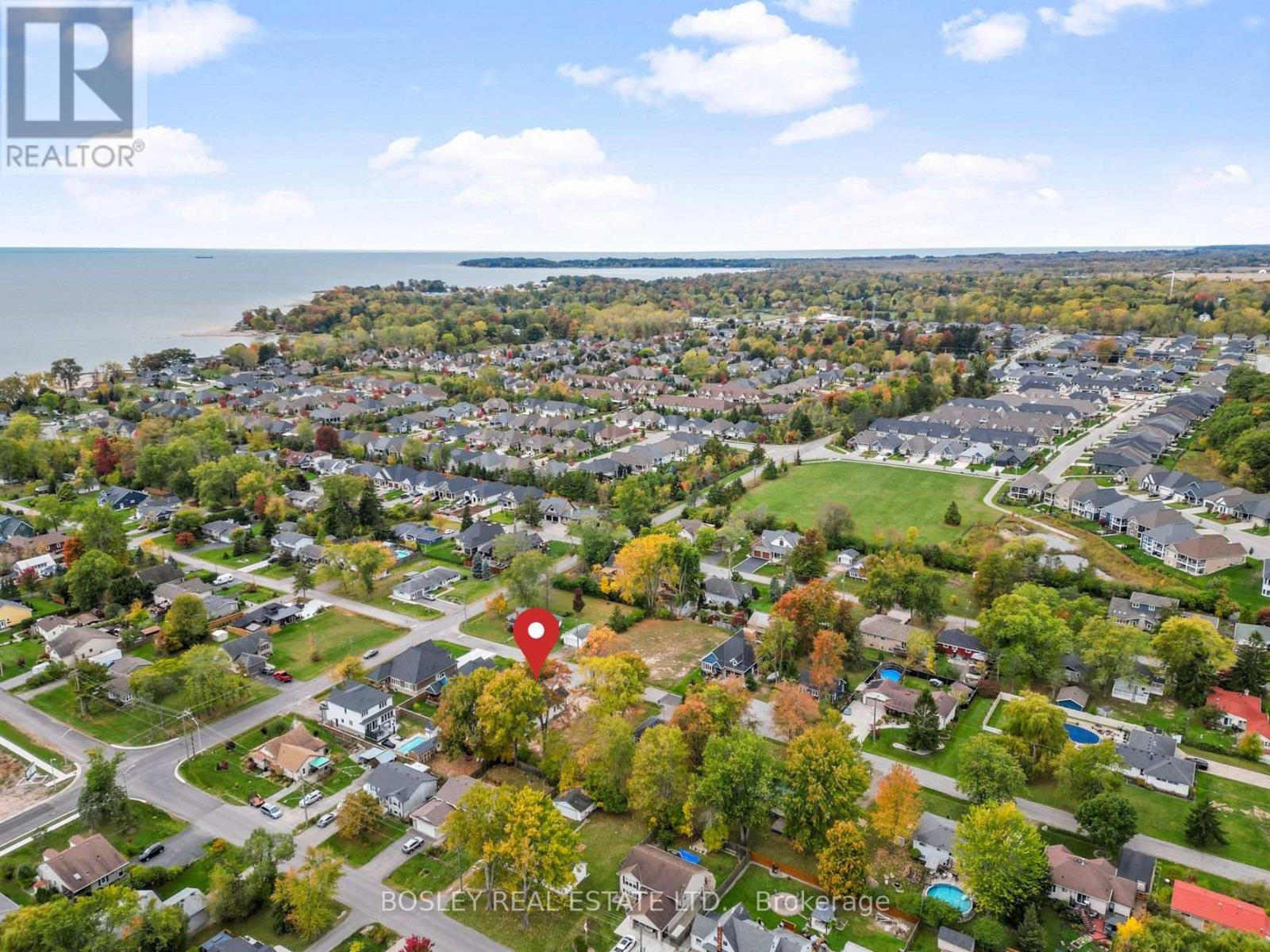 60 Pleasant Avenue N, Fort Erie, Ontario  L0S 1N0 - Photo 37 - X12507168