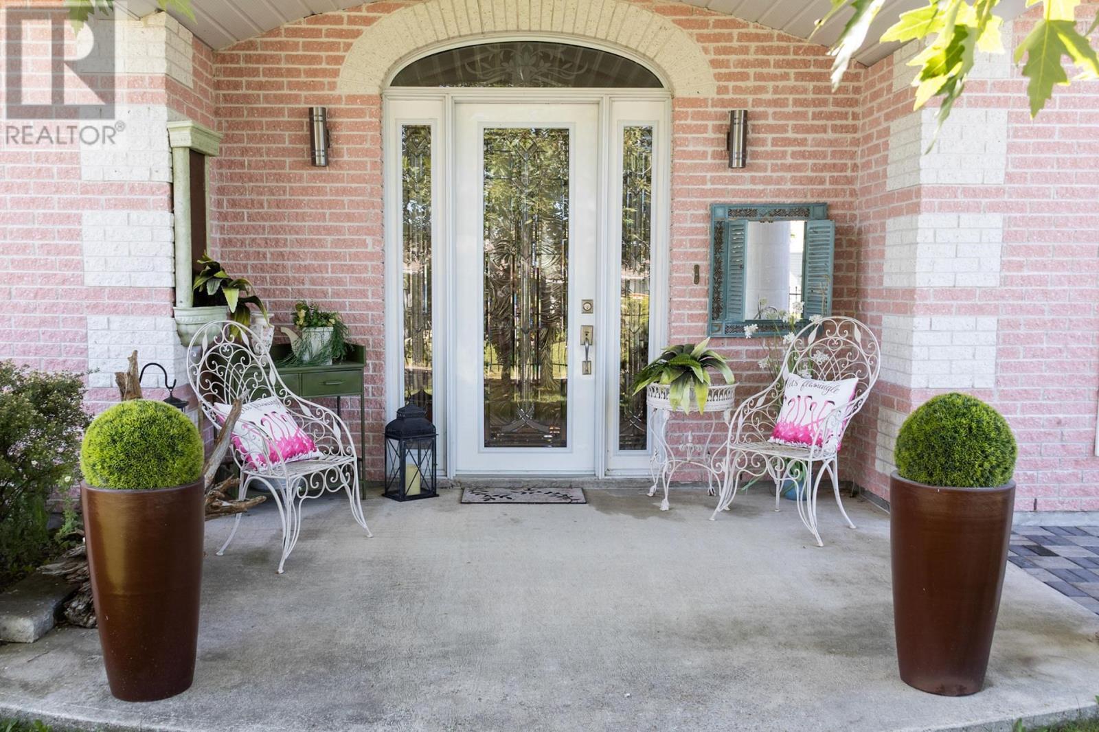 106 Bayview St, Longlac, Ontario  P0T 2A0 - Photo 2 - TB252554