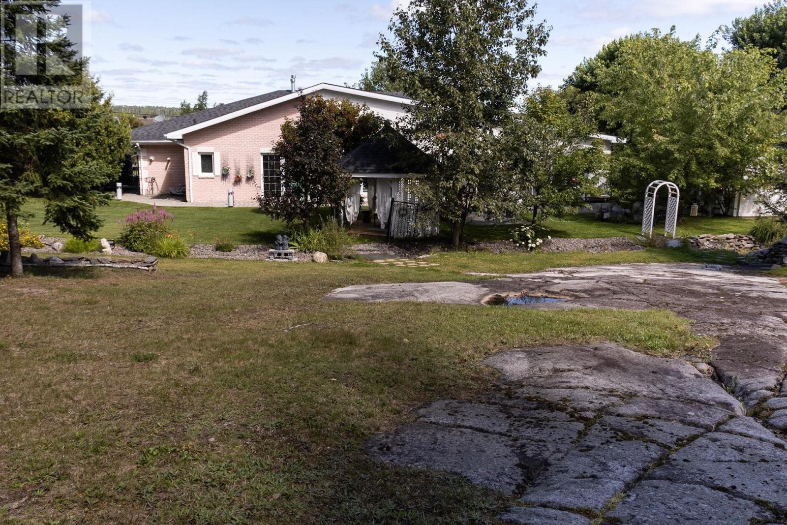 106 Bayview St, Longlac, Ontario  P0T 2A0 - Photo 44 - TB252554