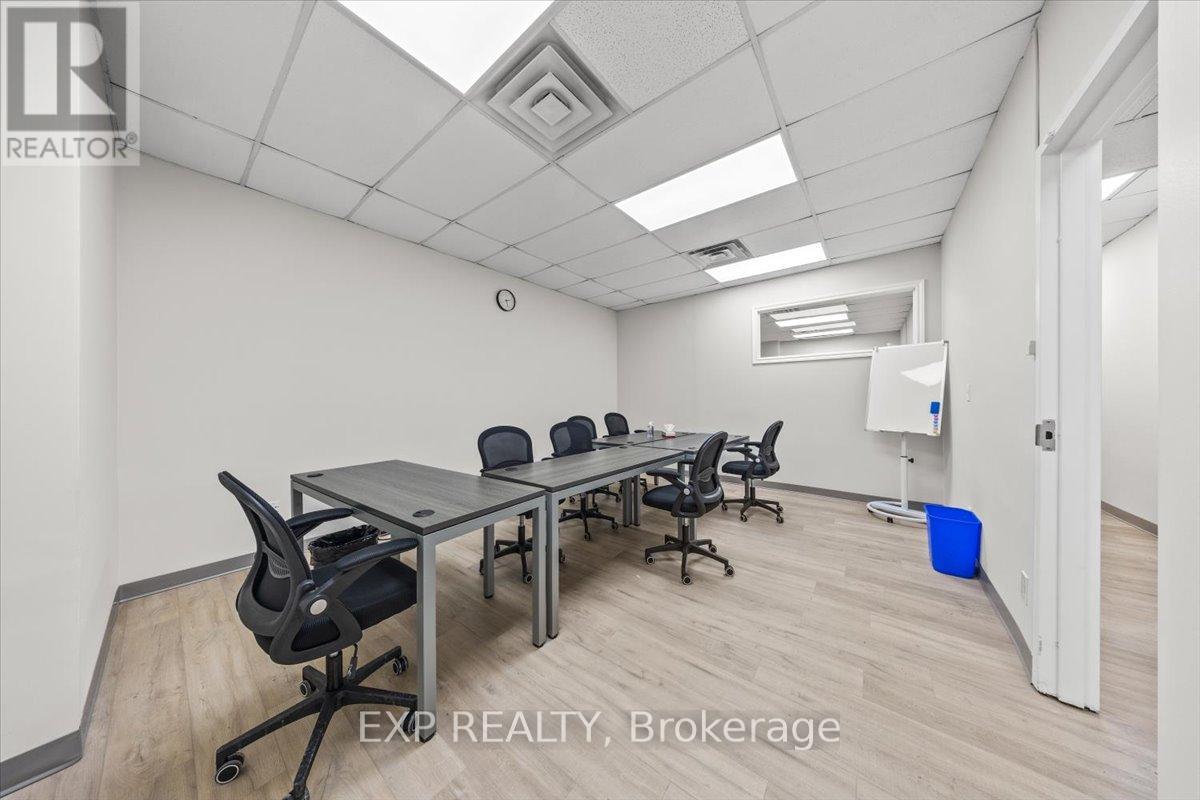 945 Wellington Street, Ottawa, Ontario  K1Y 2X5 - Photo 12 - X12786452